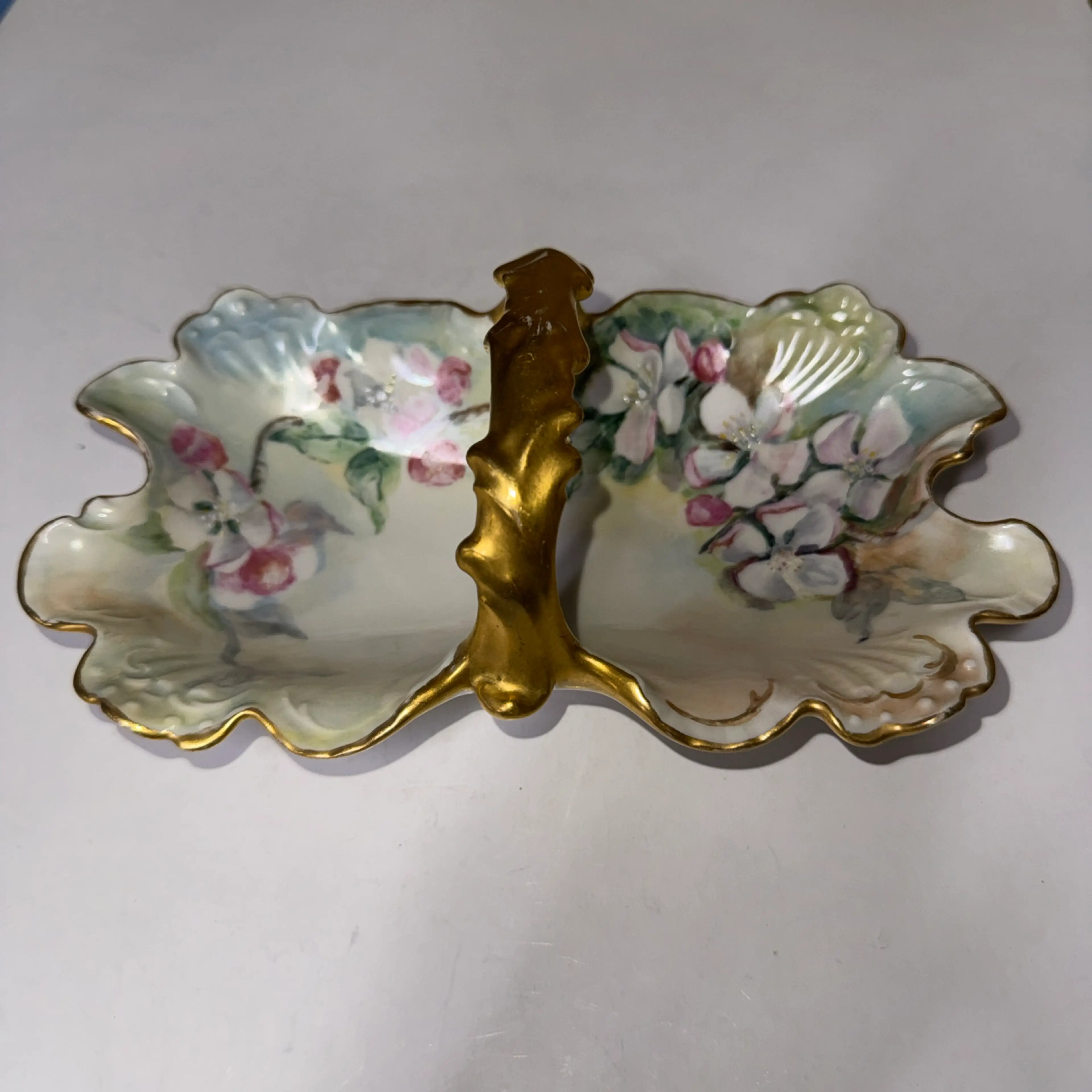 Image 1 of 8