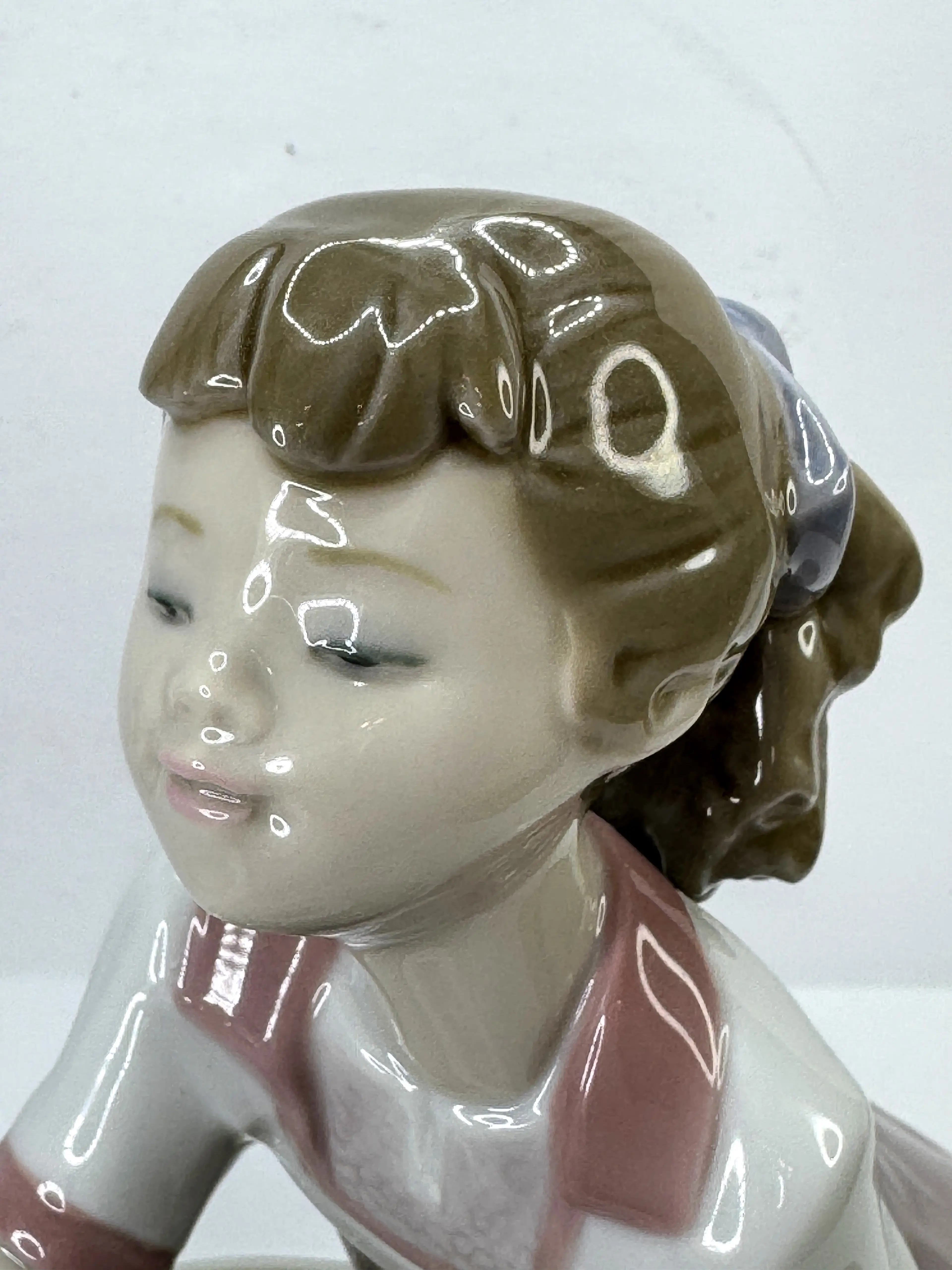 Image 4 of 8