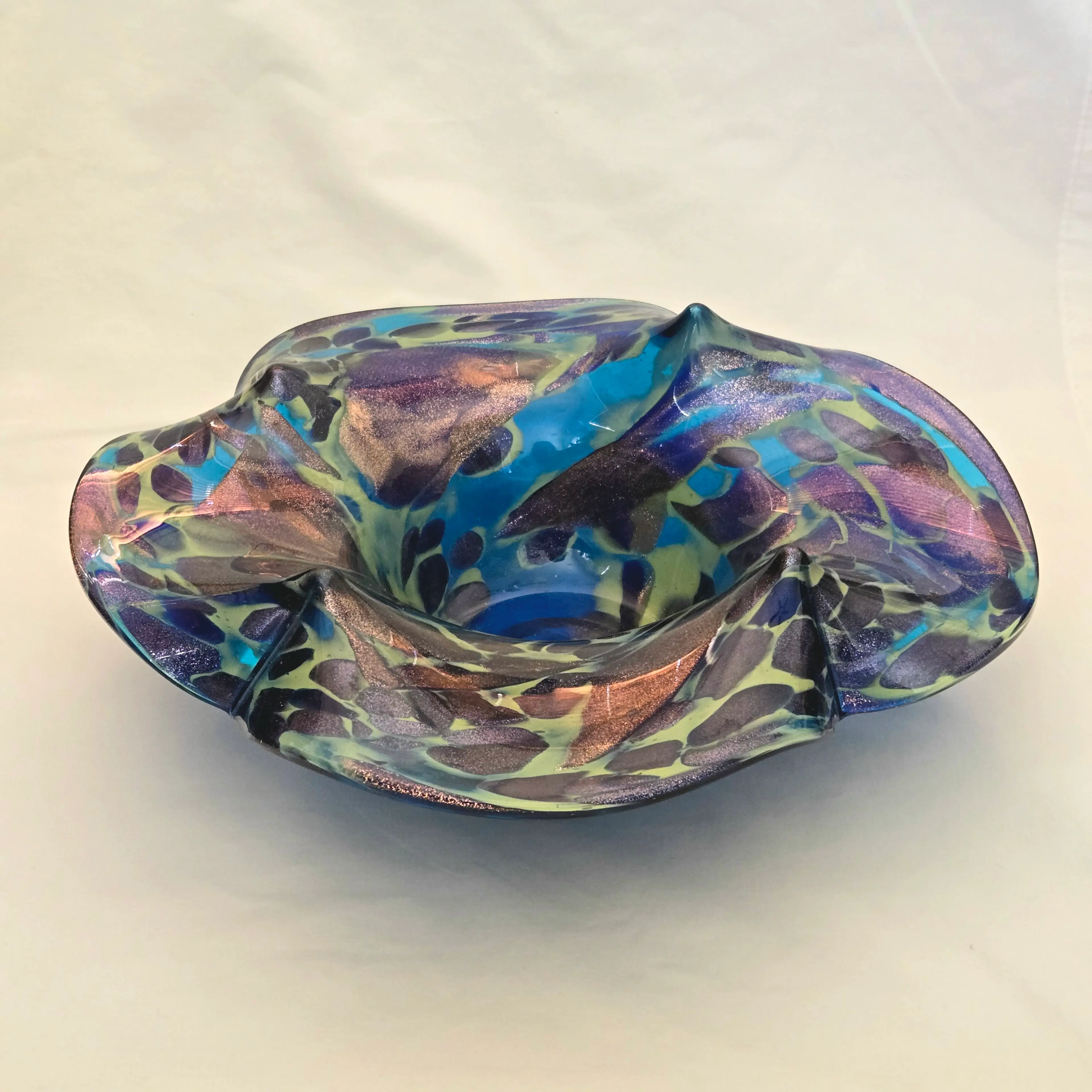 Image 2 of 24
