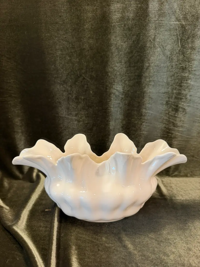 Rare LENOX Vintage 1940s Fluted Cream  Oval Shell Shaped Vase Centerpiece