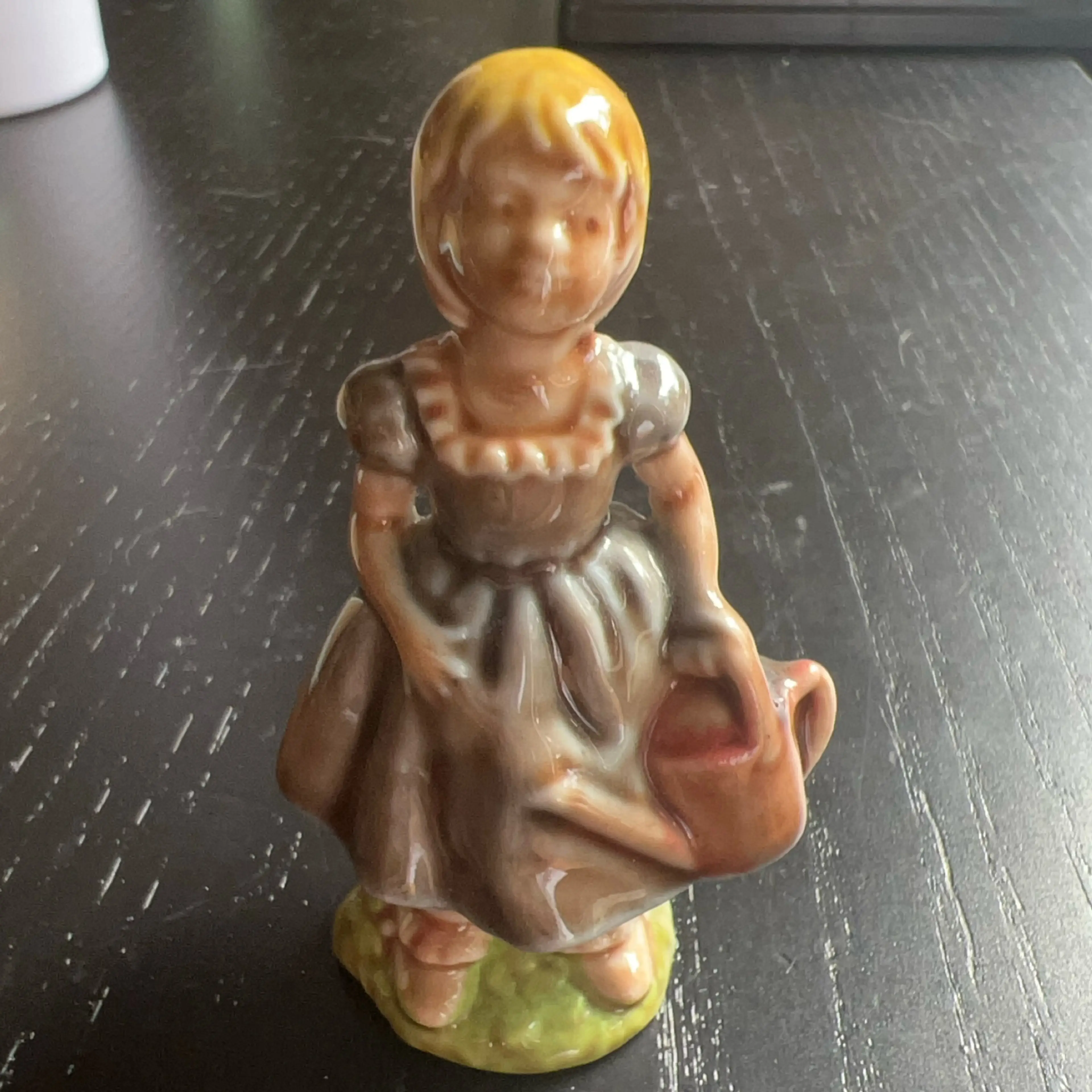 Image 1 of 8