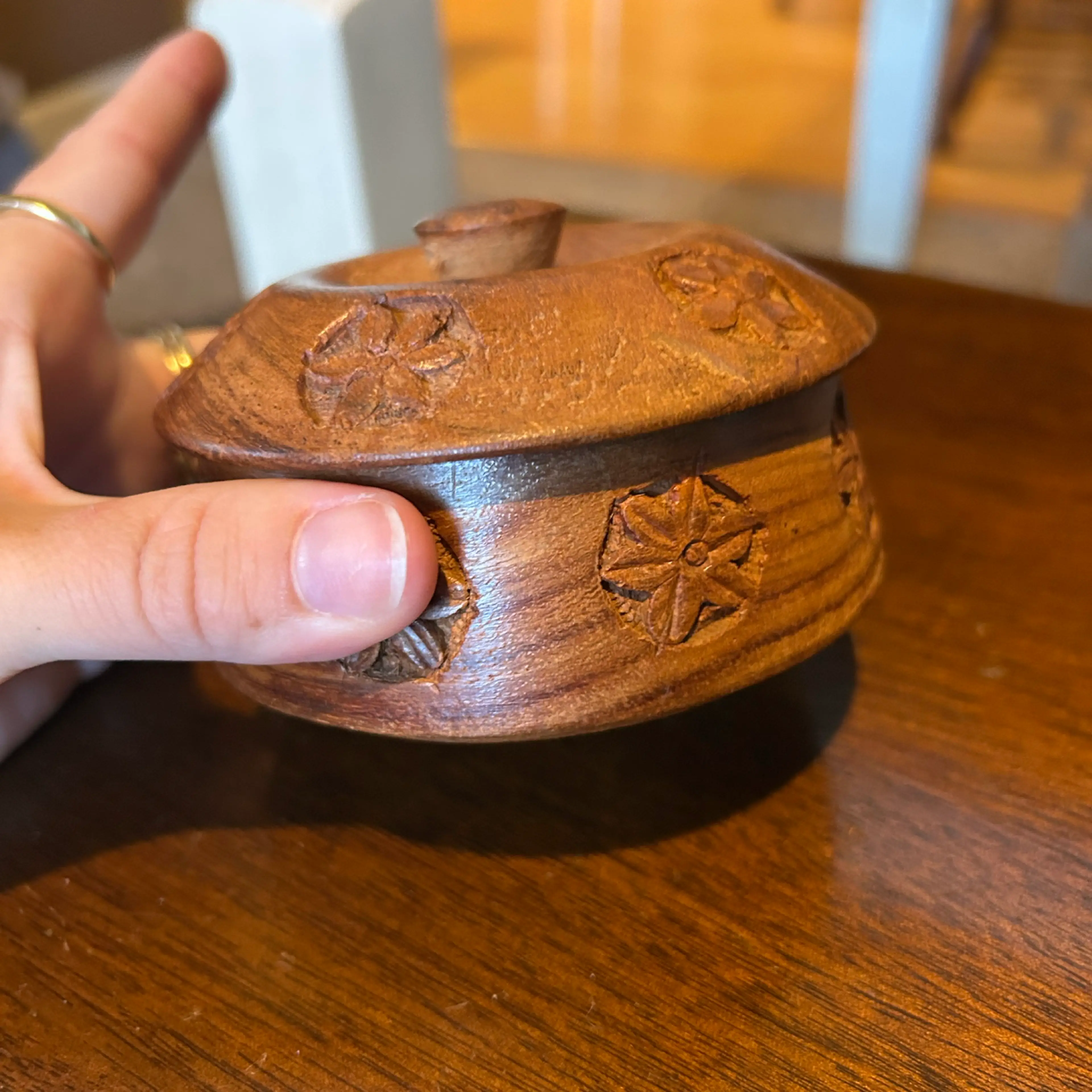 Image 2 of 4