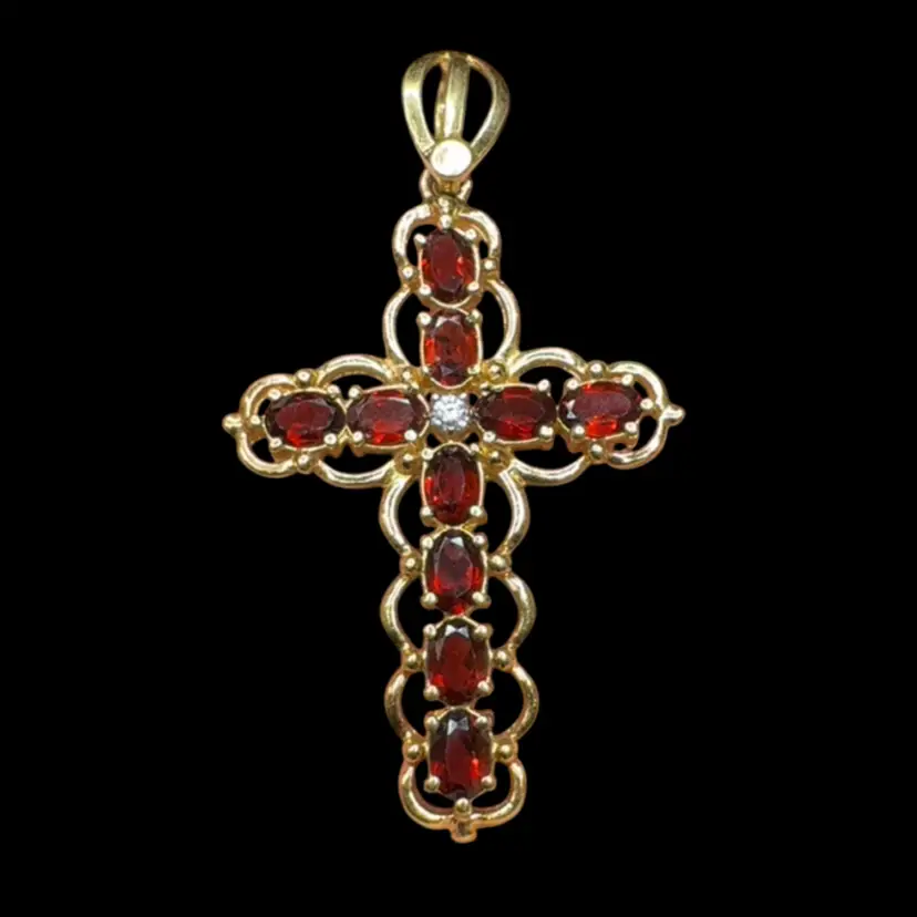 Vintage Sterling Silver Vermiel Garnet Cross 9.2g