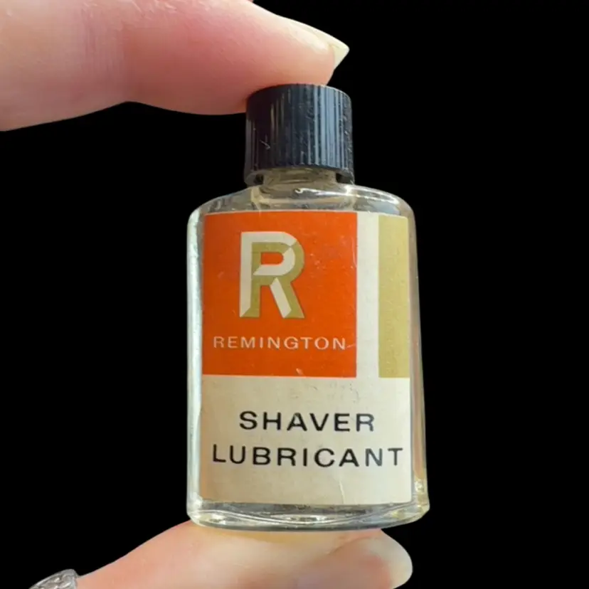Vintage Remington Mini Bottle Shaver Lubricant Full