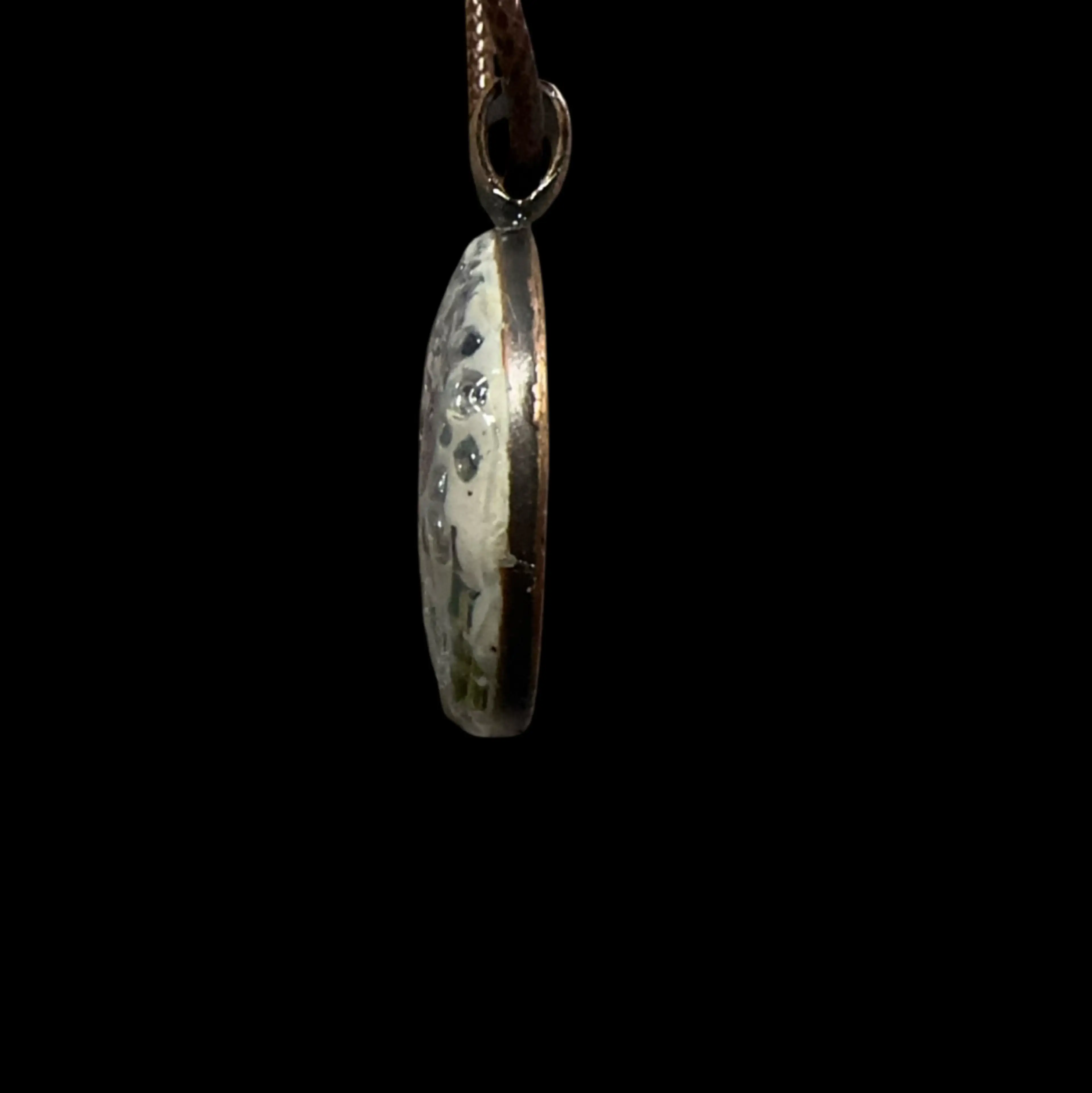 Image 3 of 4
