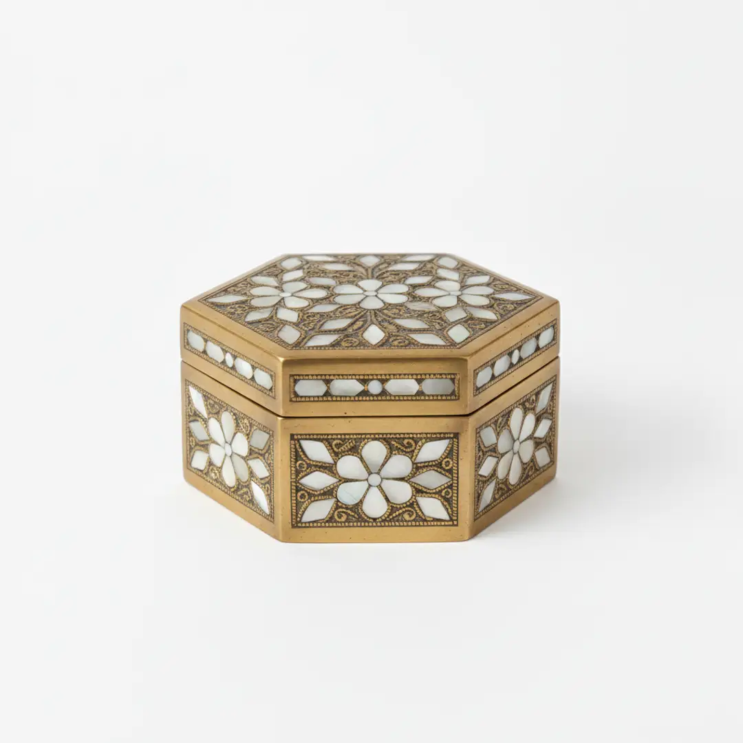 Vintage Trinket Box - Ships Internationally