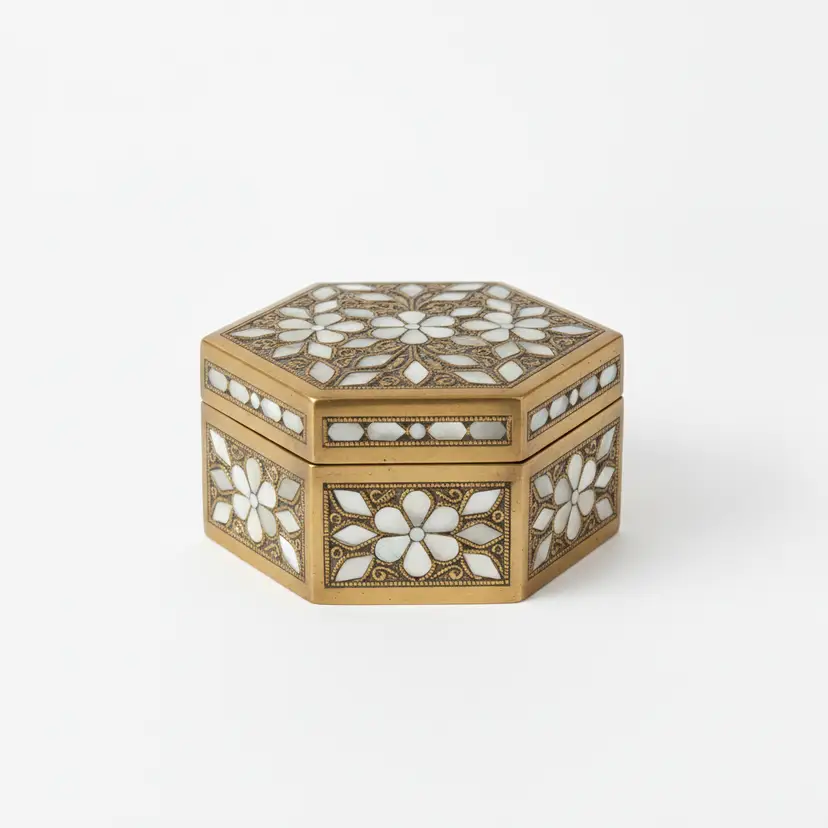 Vintage Trinket Box - Ships Internationally