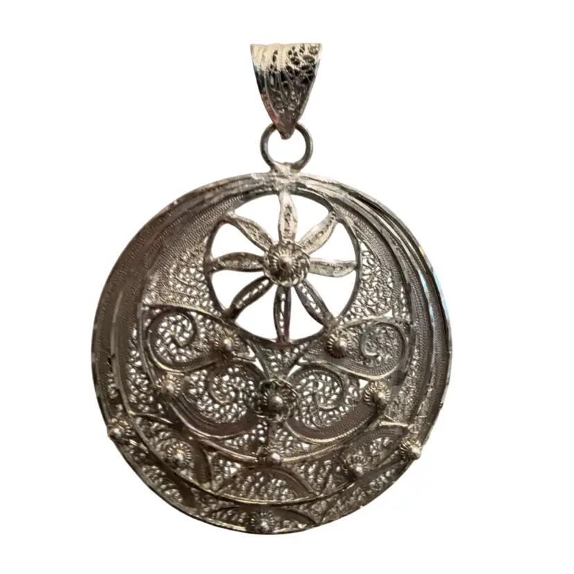 Vintage MCM Van Lou Sterling Silver Filigree Cannetille Medallion Pendant 2.4”, 12.8g