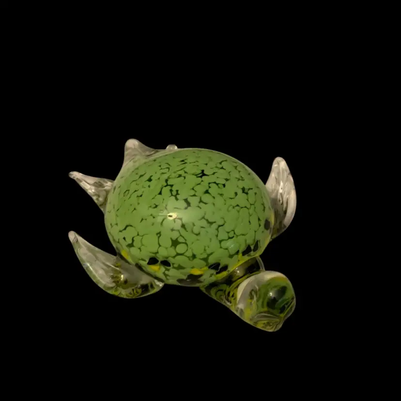 Art Glass Turtle 6 1/2 X 6 X 3 Inches