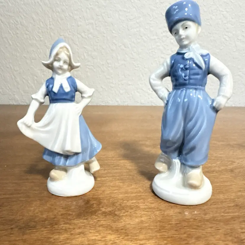 Golden Crown Dutch Boy and Girl Porcelain Figurines Blue White Pair