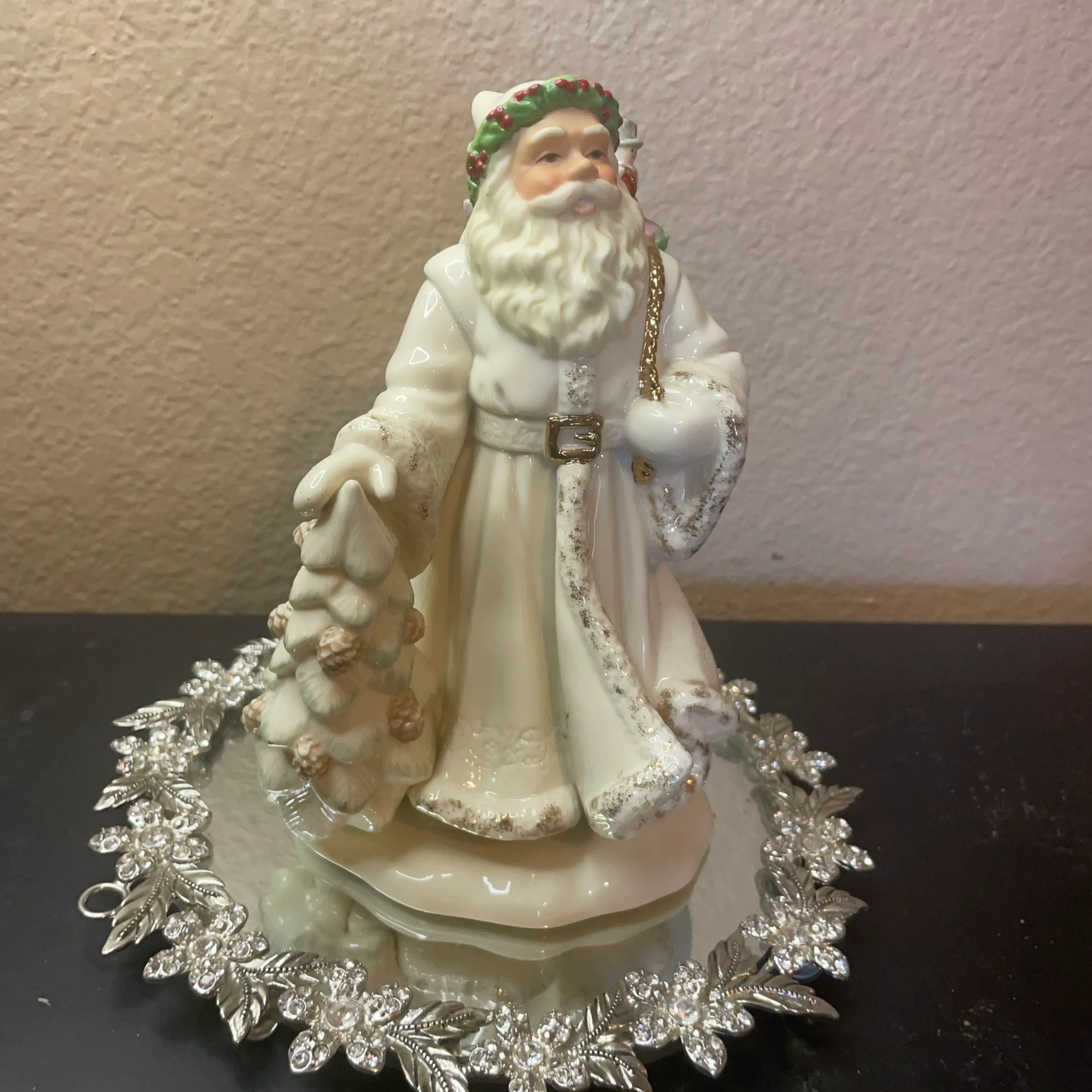 Image 3 of 7