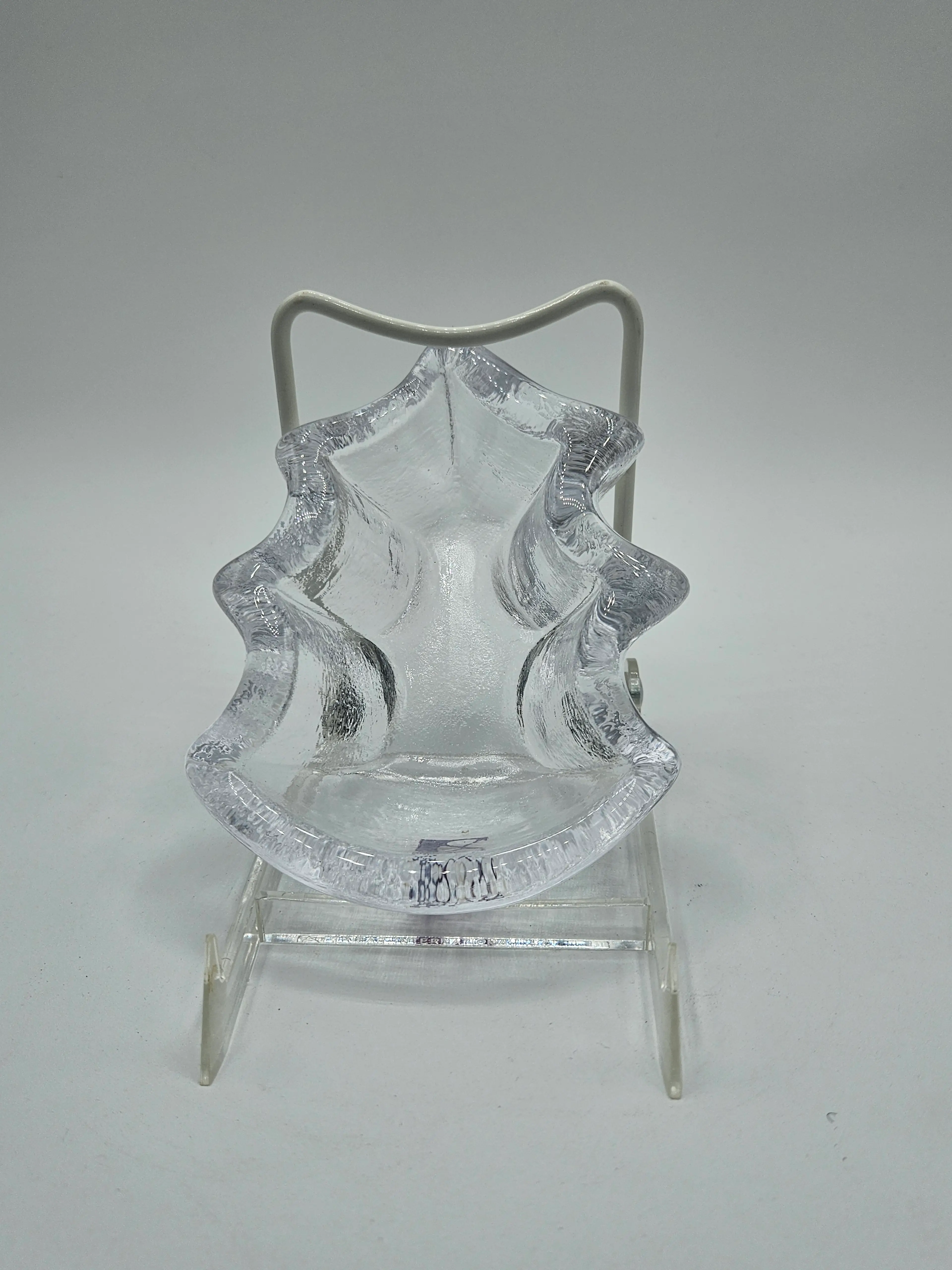 Image 4 of 6