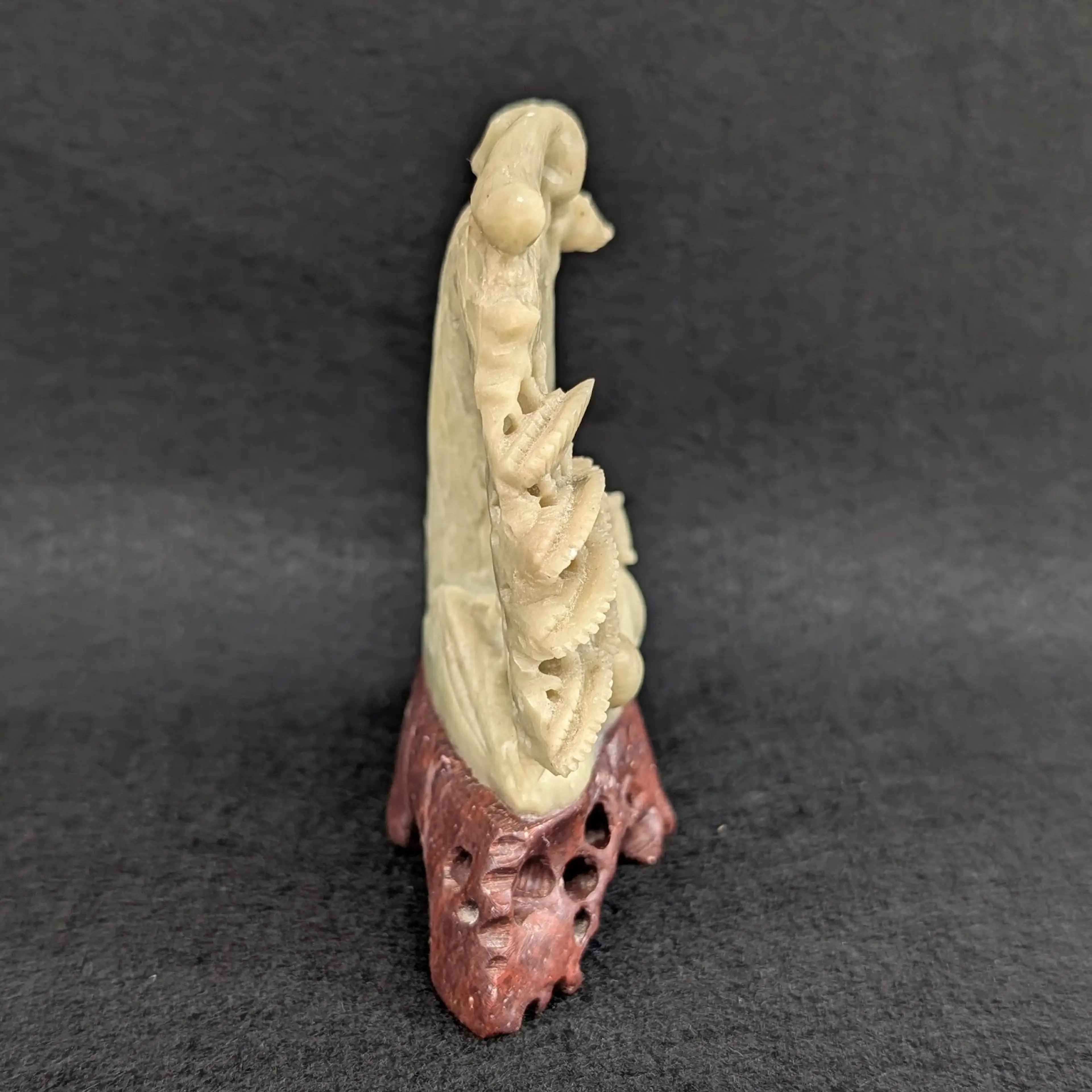 Image 4 of 12