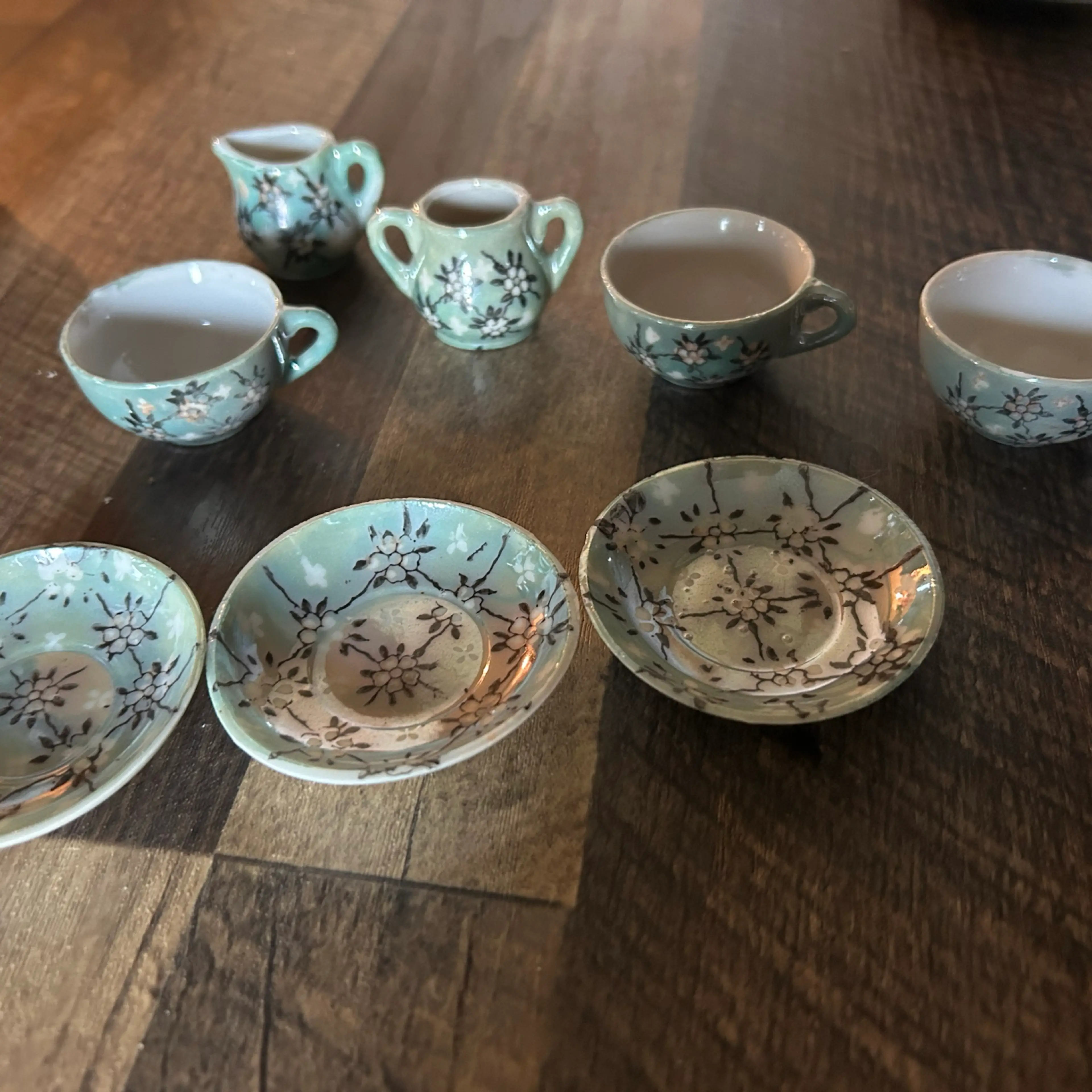 Image 2 of 2
