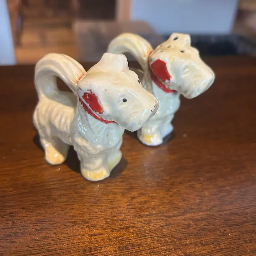 Dog Salt And Pepper Shaker