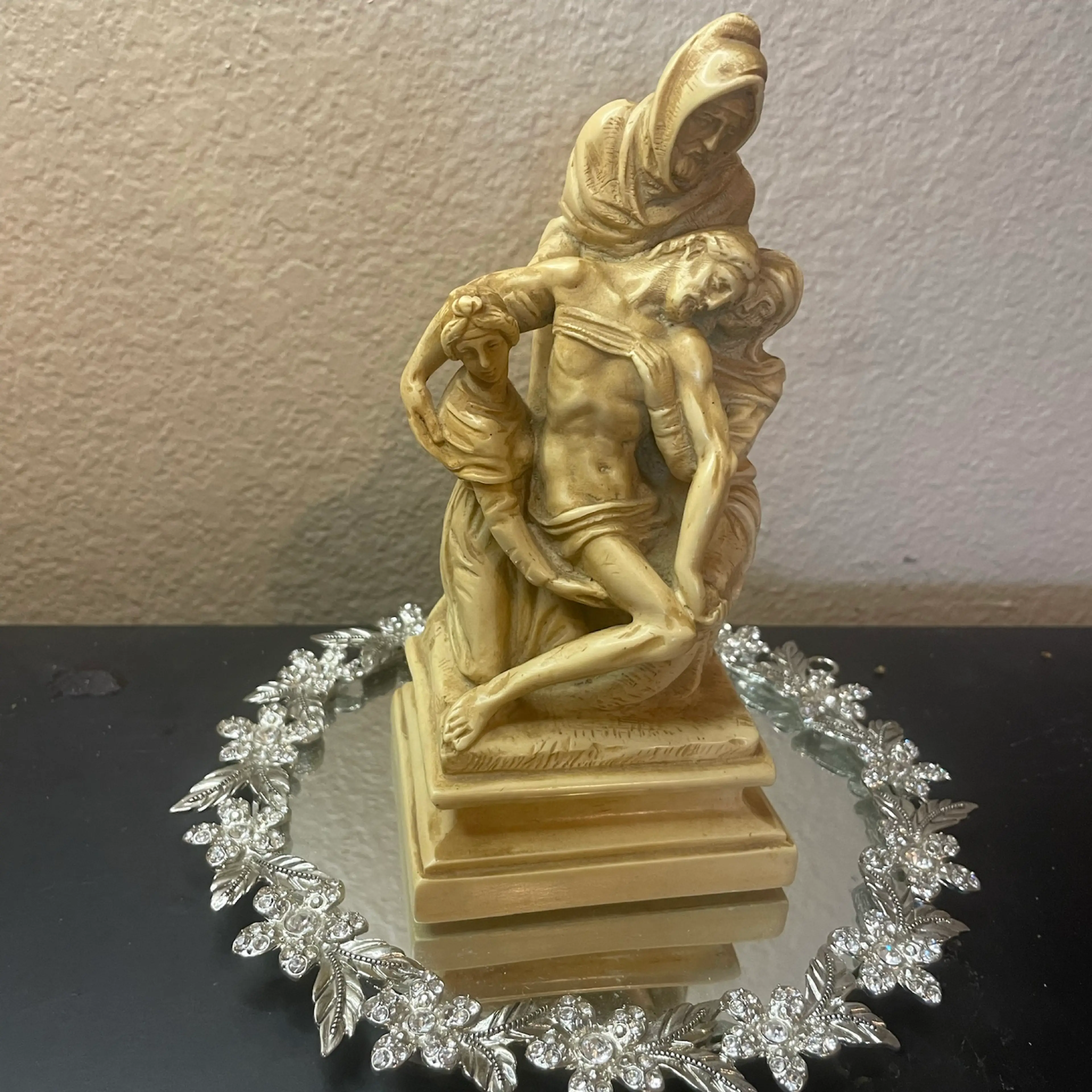 Image 3 of 8