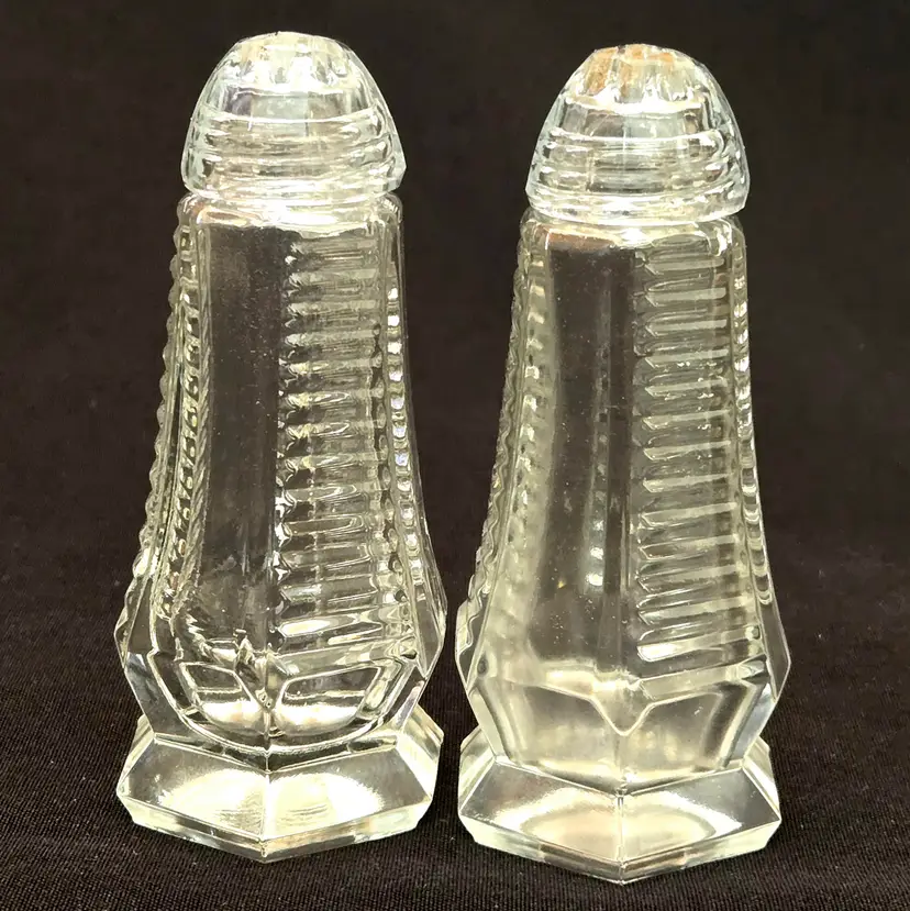 Salt Pepper Shakers Bohemia Glass Screw On Glass Lids Six Panel 4" Tall set of 2