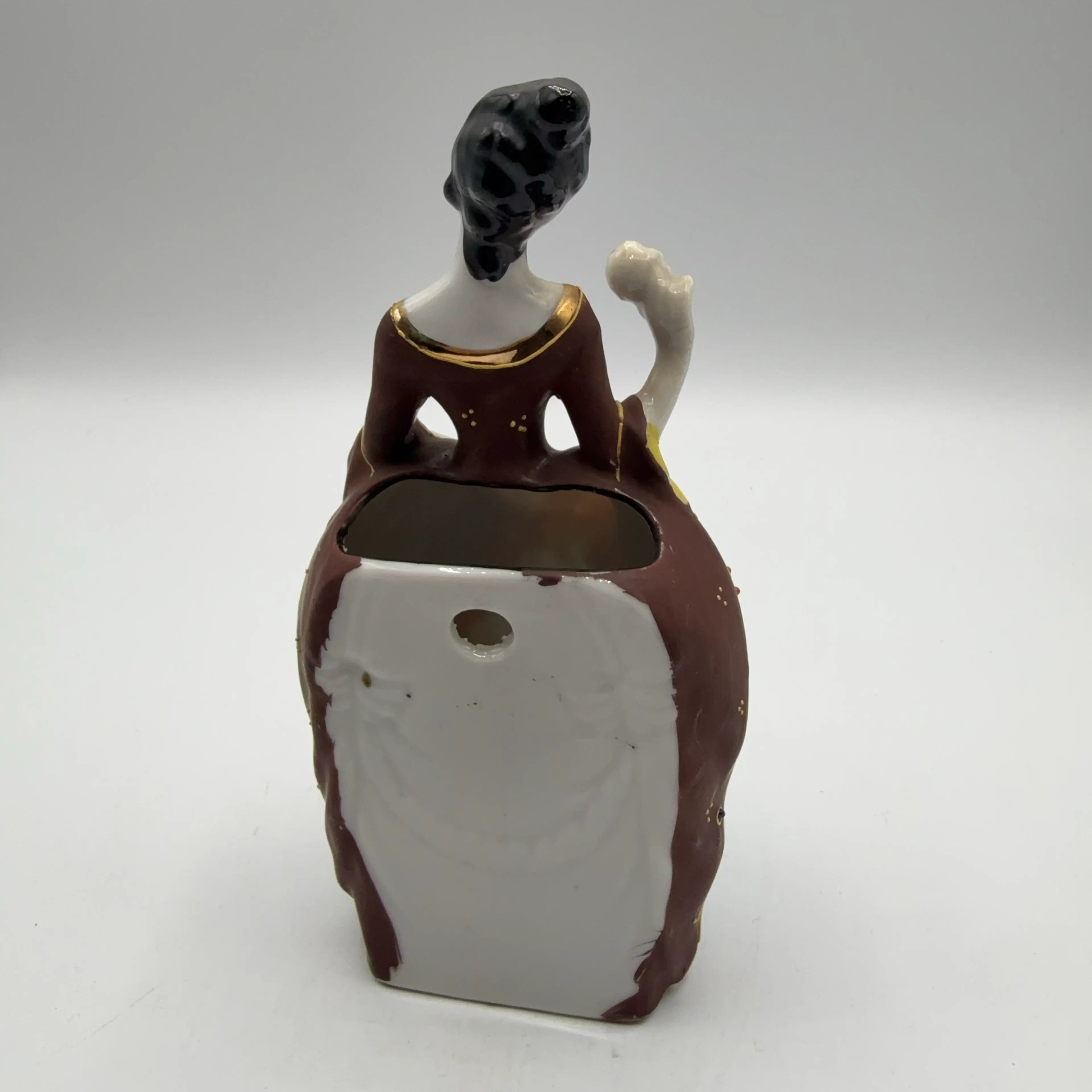Image 3 of 6