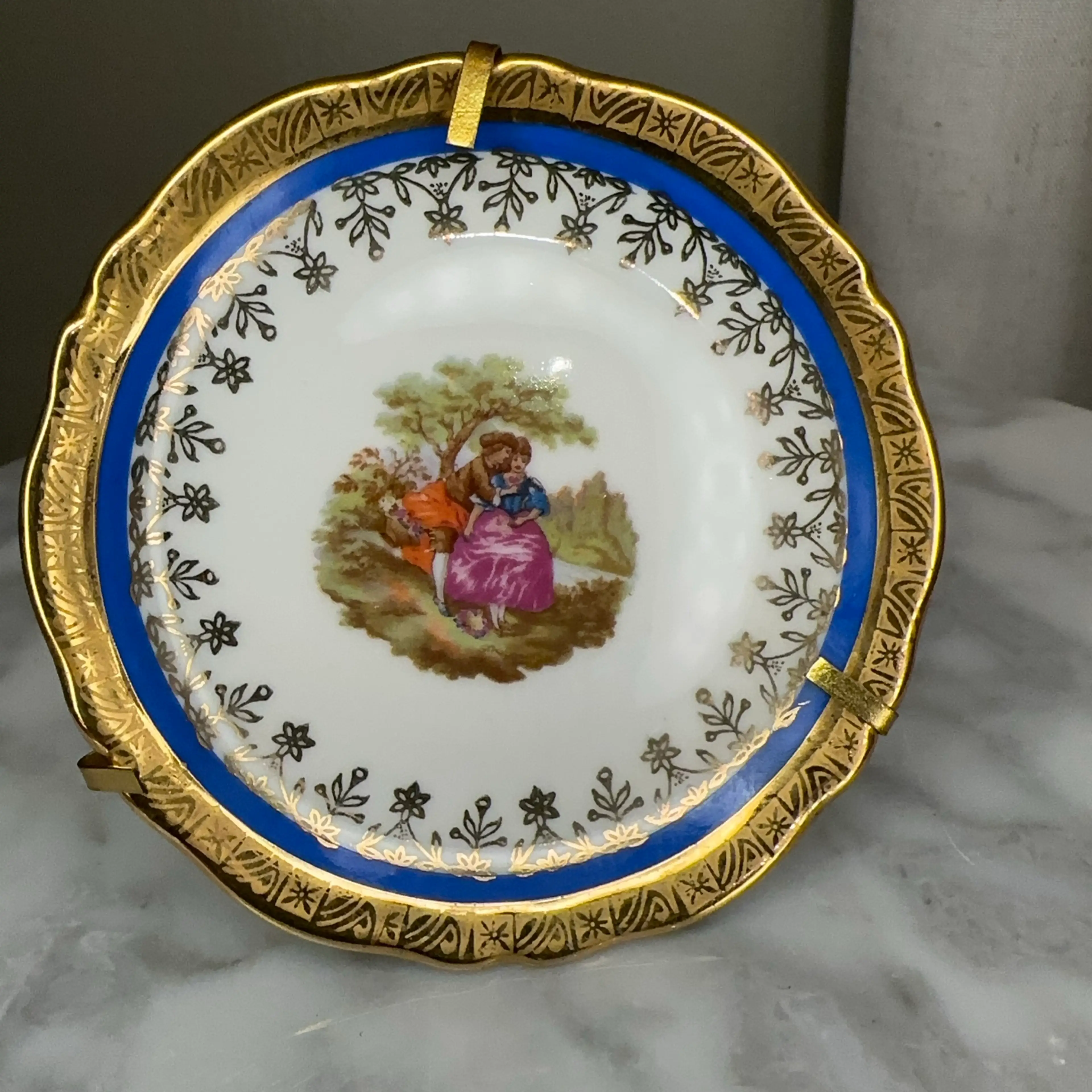 Image 1 of 2