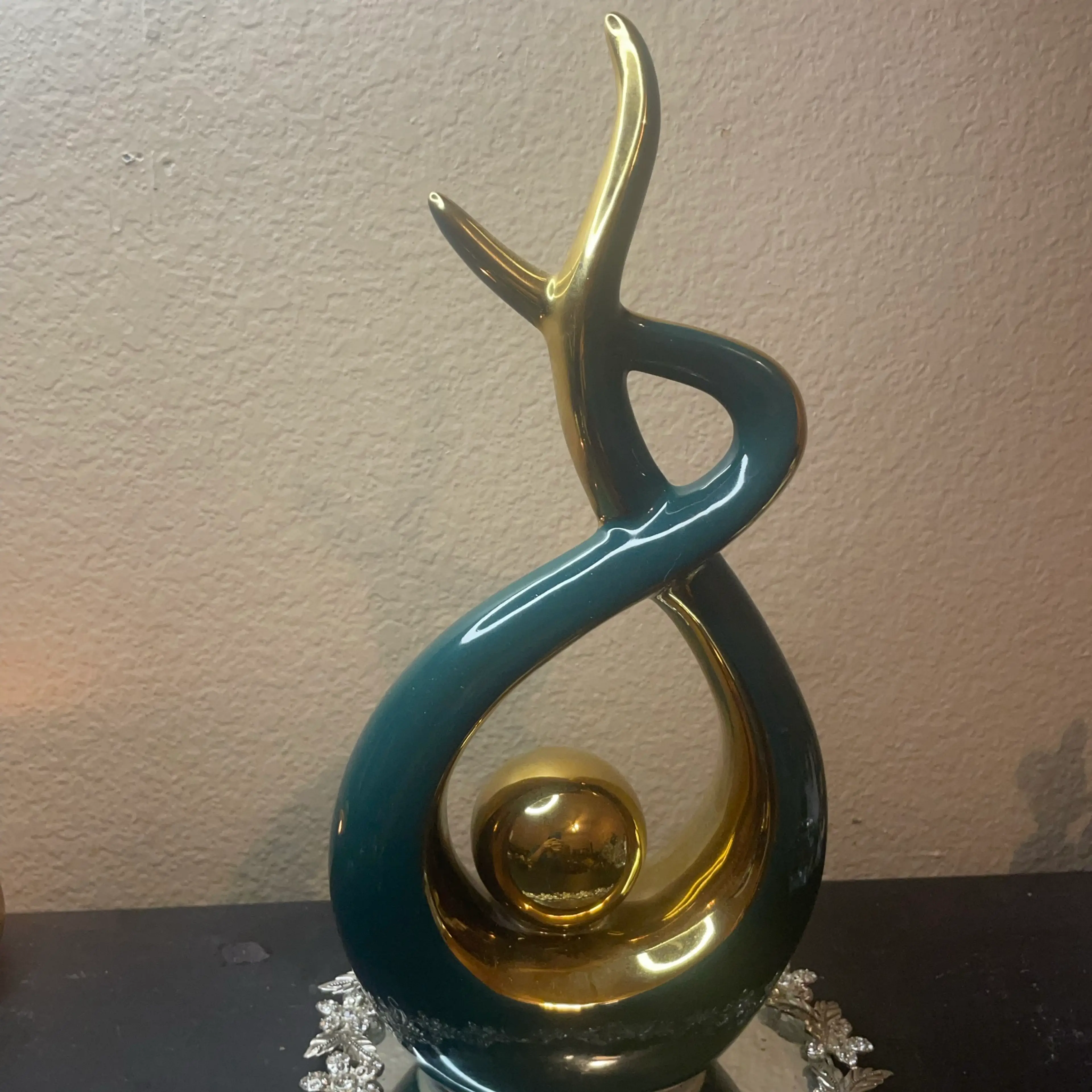 Image 3 of 3