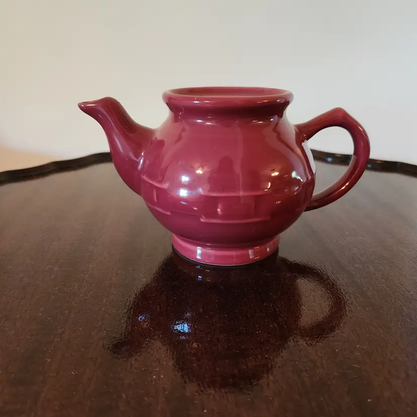 Longaberger Teapot (No Lid) 7"x4"