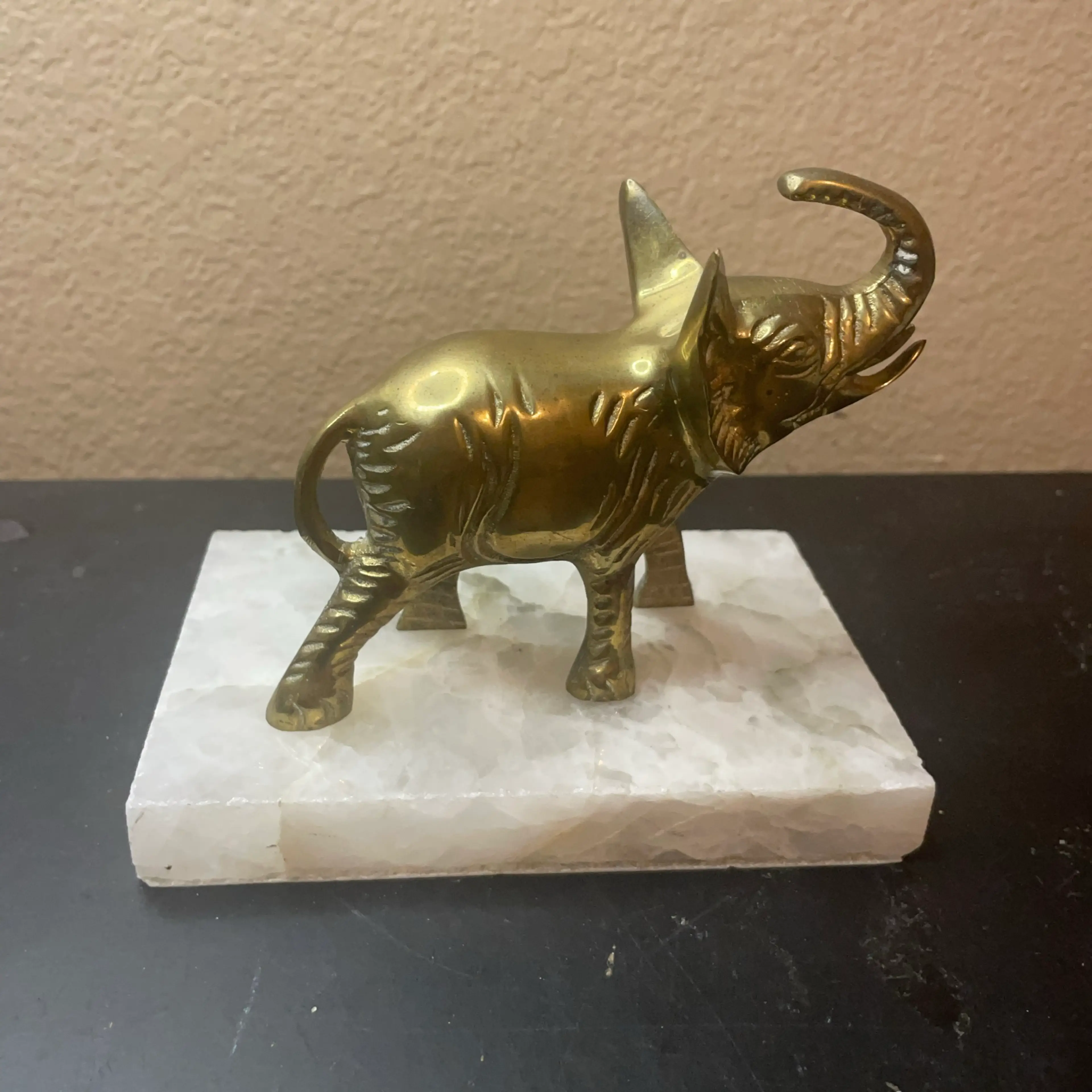 Image 4 of 4