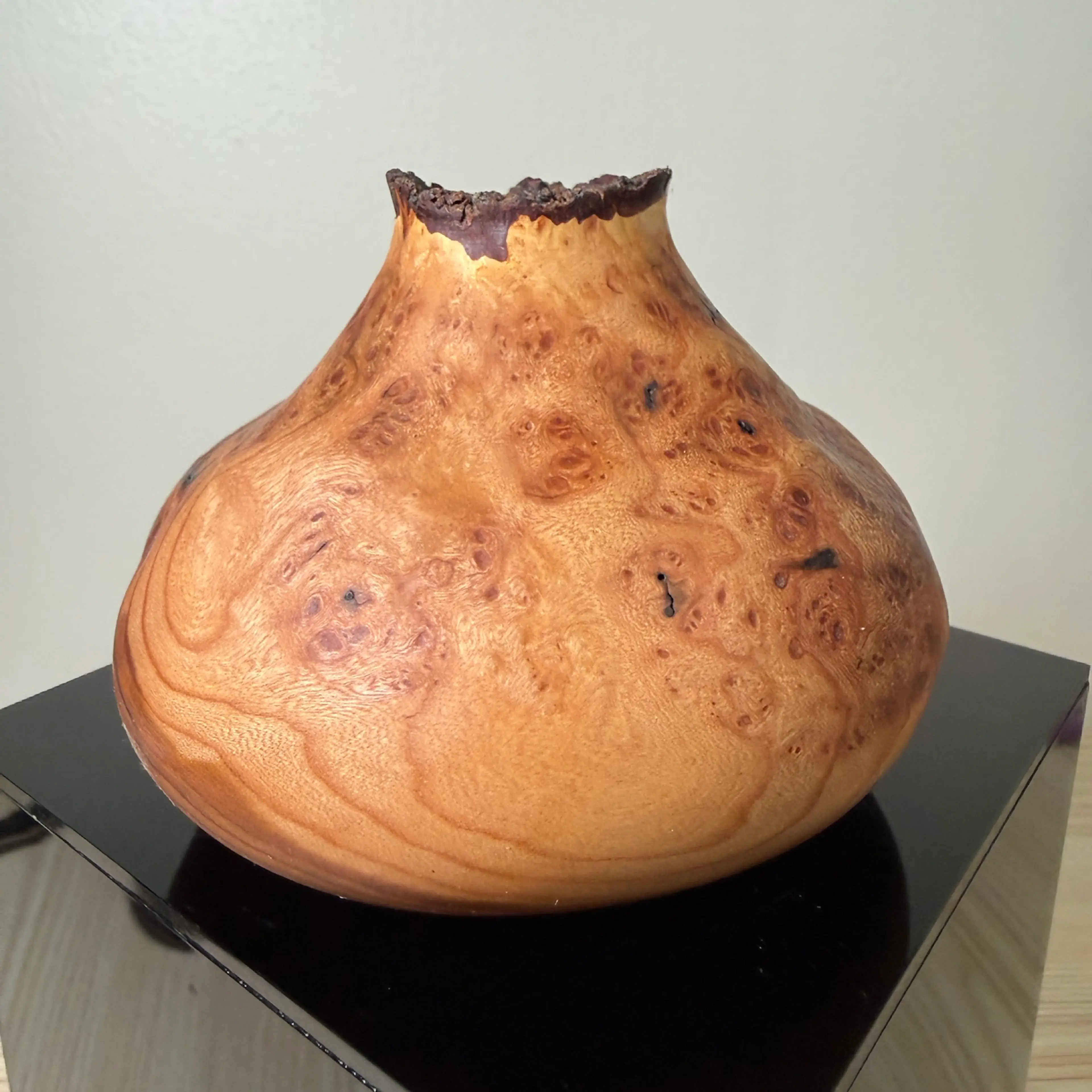 Image 4 of 7