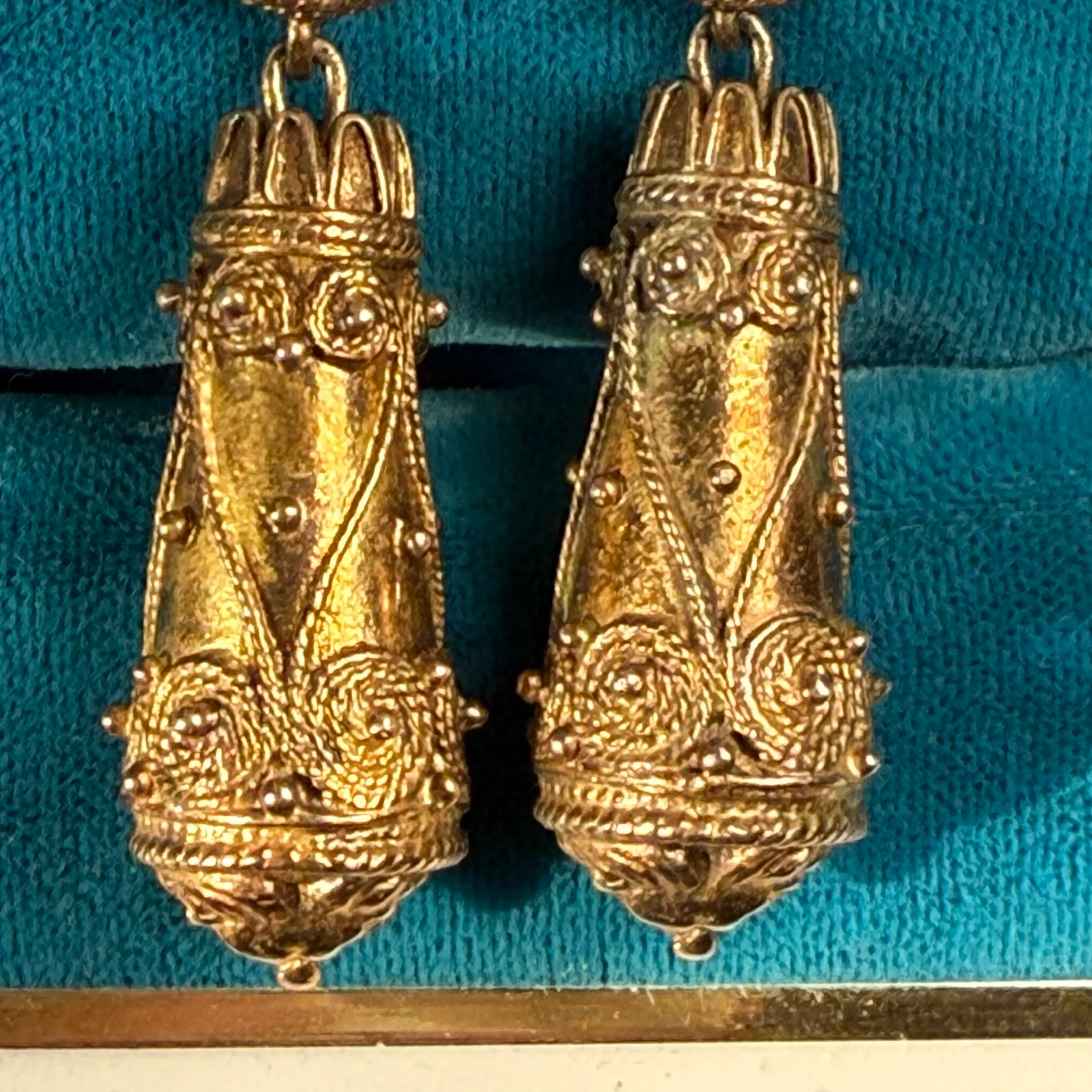 Image 4 of 9
