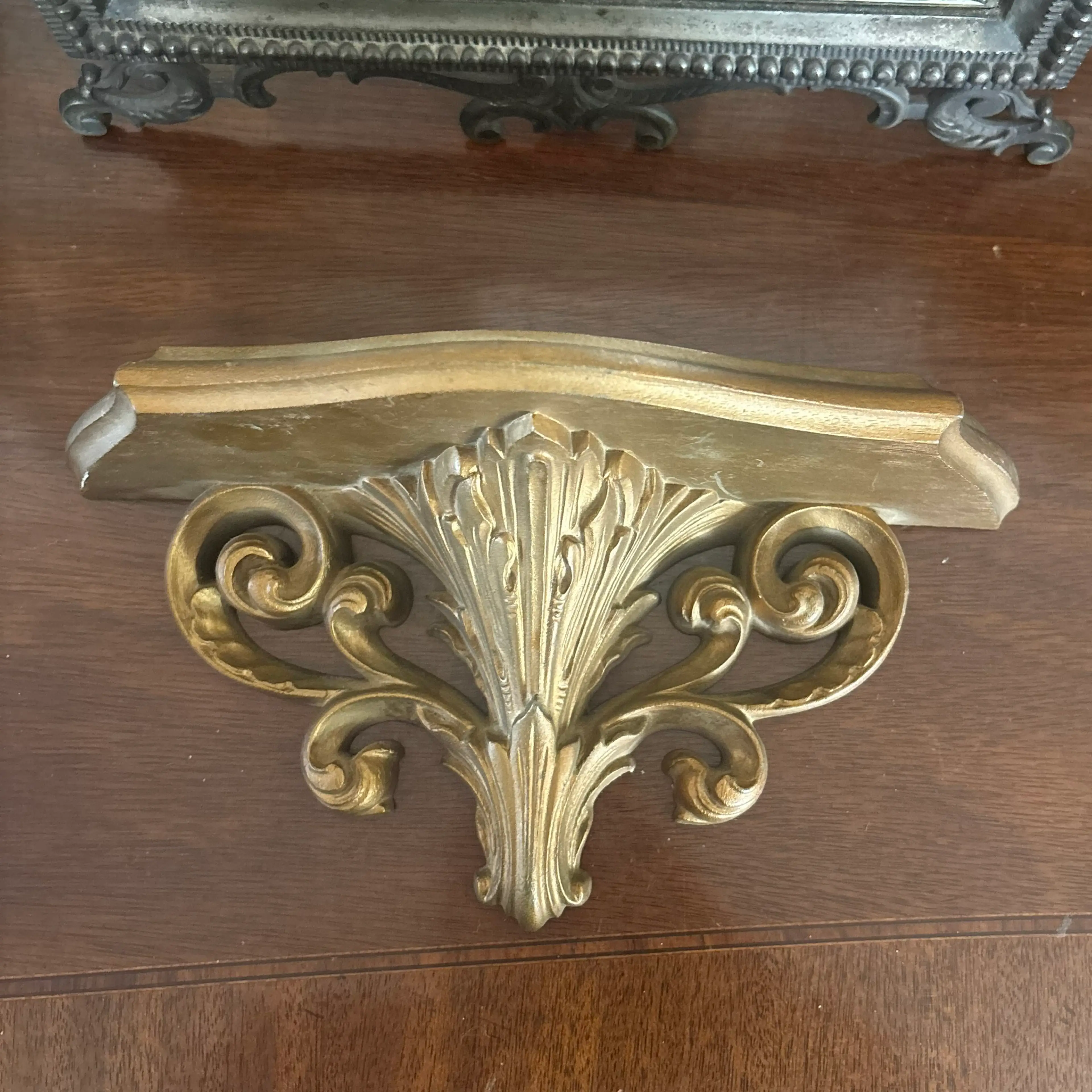 Image 2 of 6