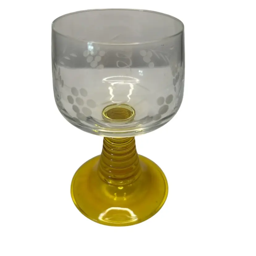Vintage Germany Roemer Amberina Daisy Etched Grape Leaf Yellow Stemmed Glass Glows 4 1/2” Tall