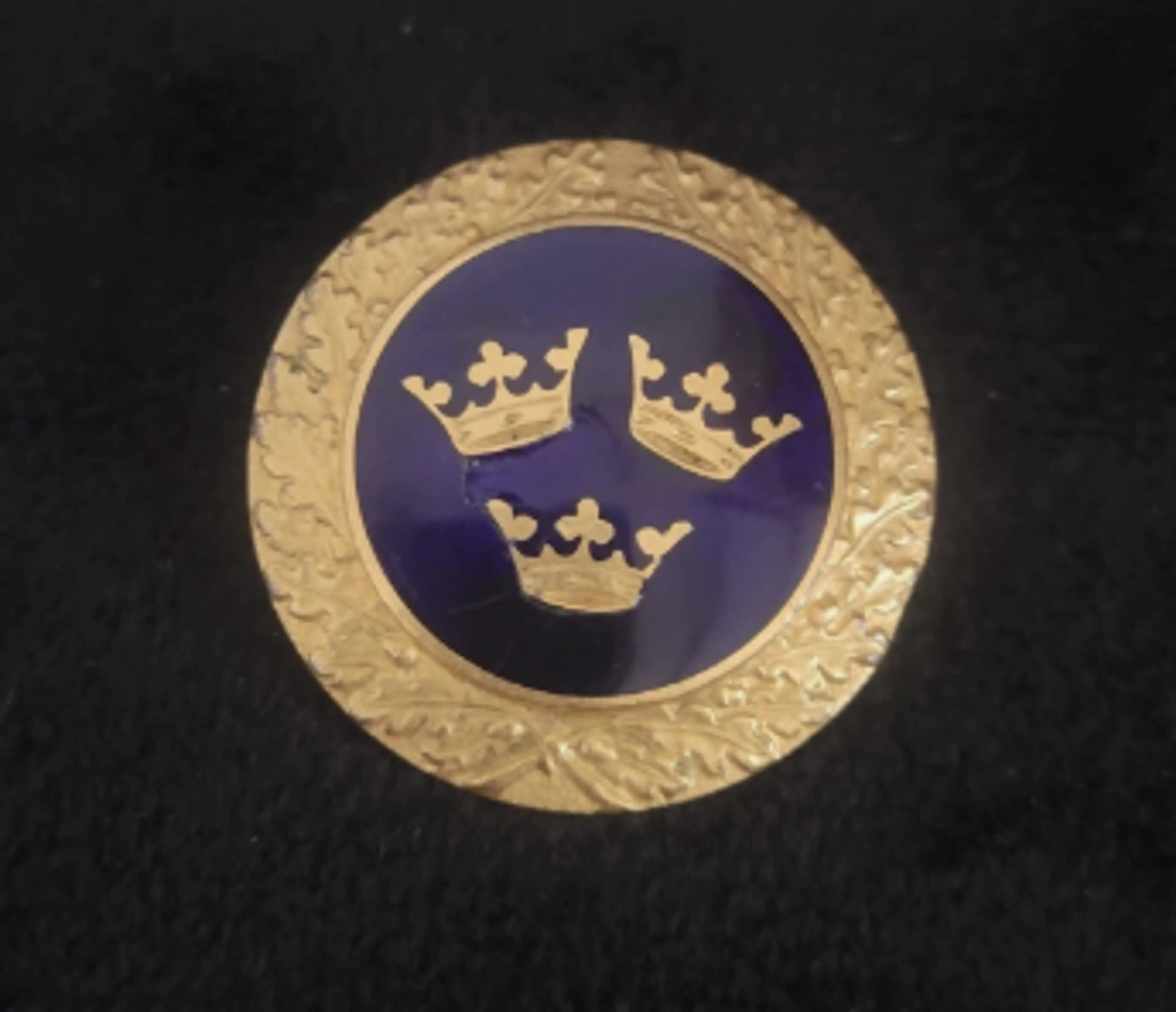 Image 1 of 4