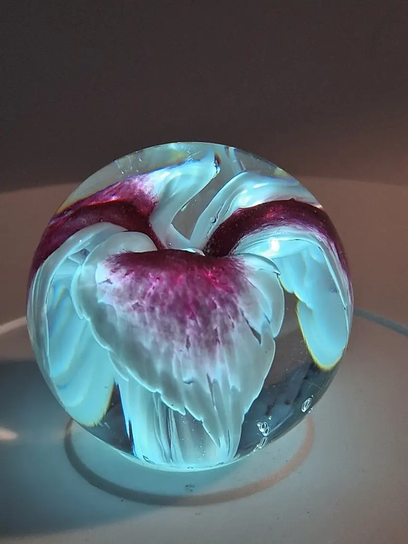 Glass Eye Studio/GES, Mini Pink & White Flower Paperweight, c99, Mini But Mighty!