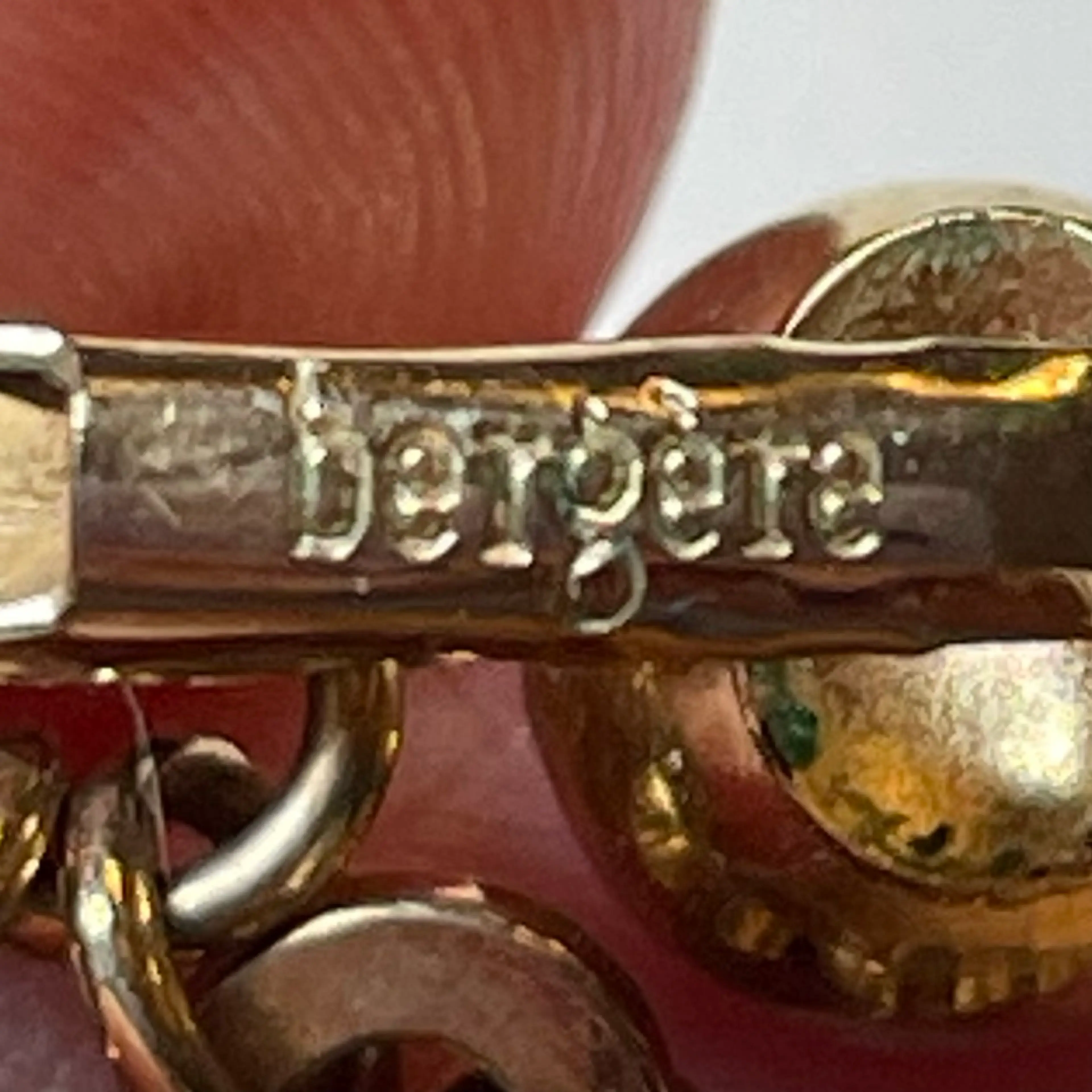 Image 4 of 4