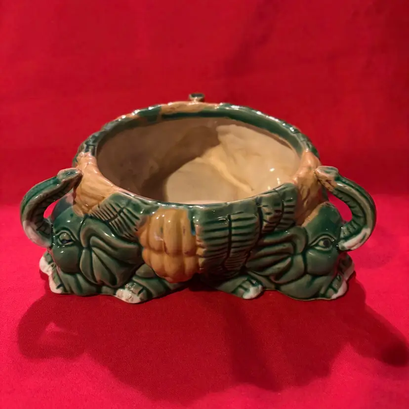 14. VTG 1940’s Ceramic Elephant Planter