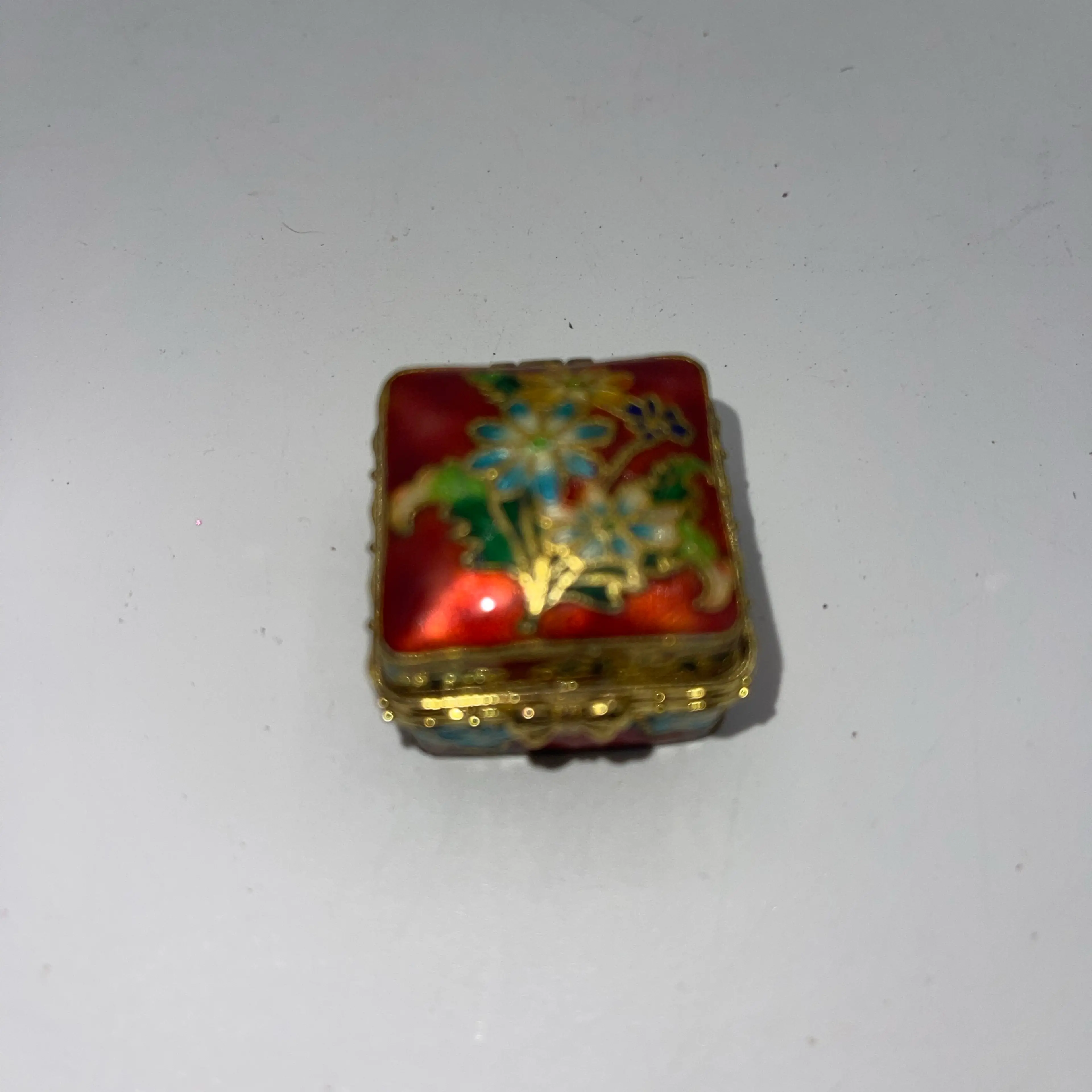 Image 1 of 5