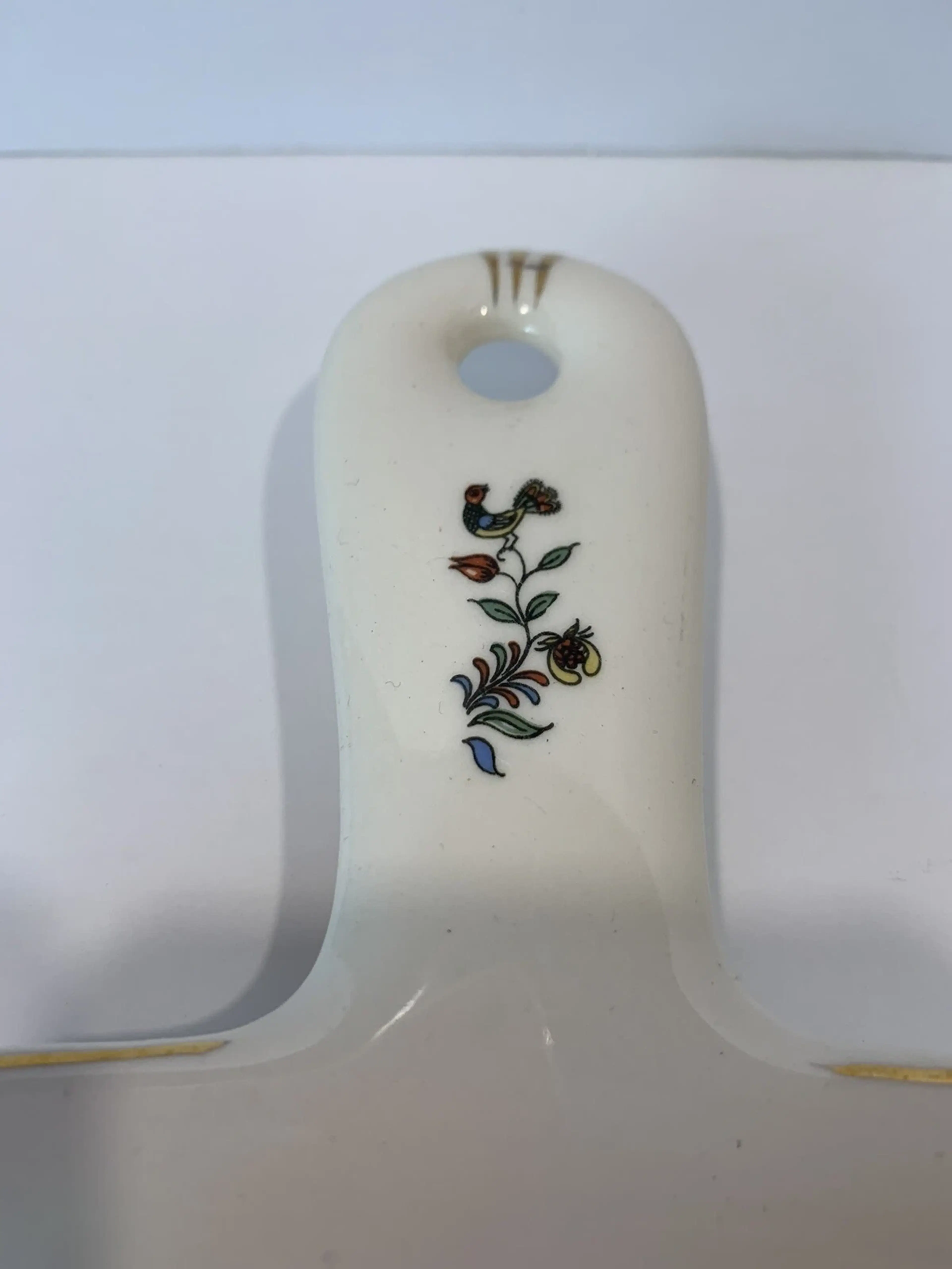 Image 3 of 8