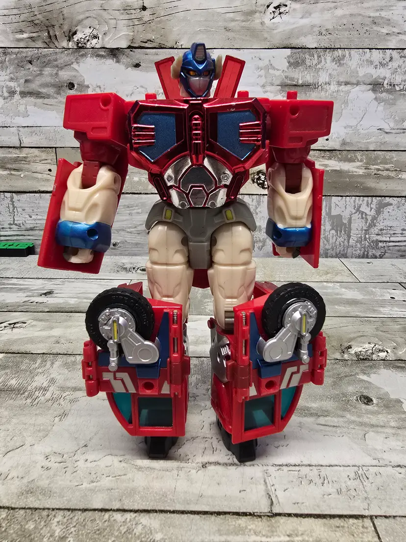 Transformers Robots In Disguise Optimus Prime 2000 /Super Fire Convoy Incomplete