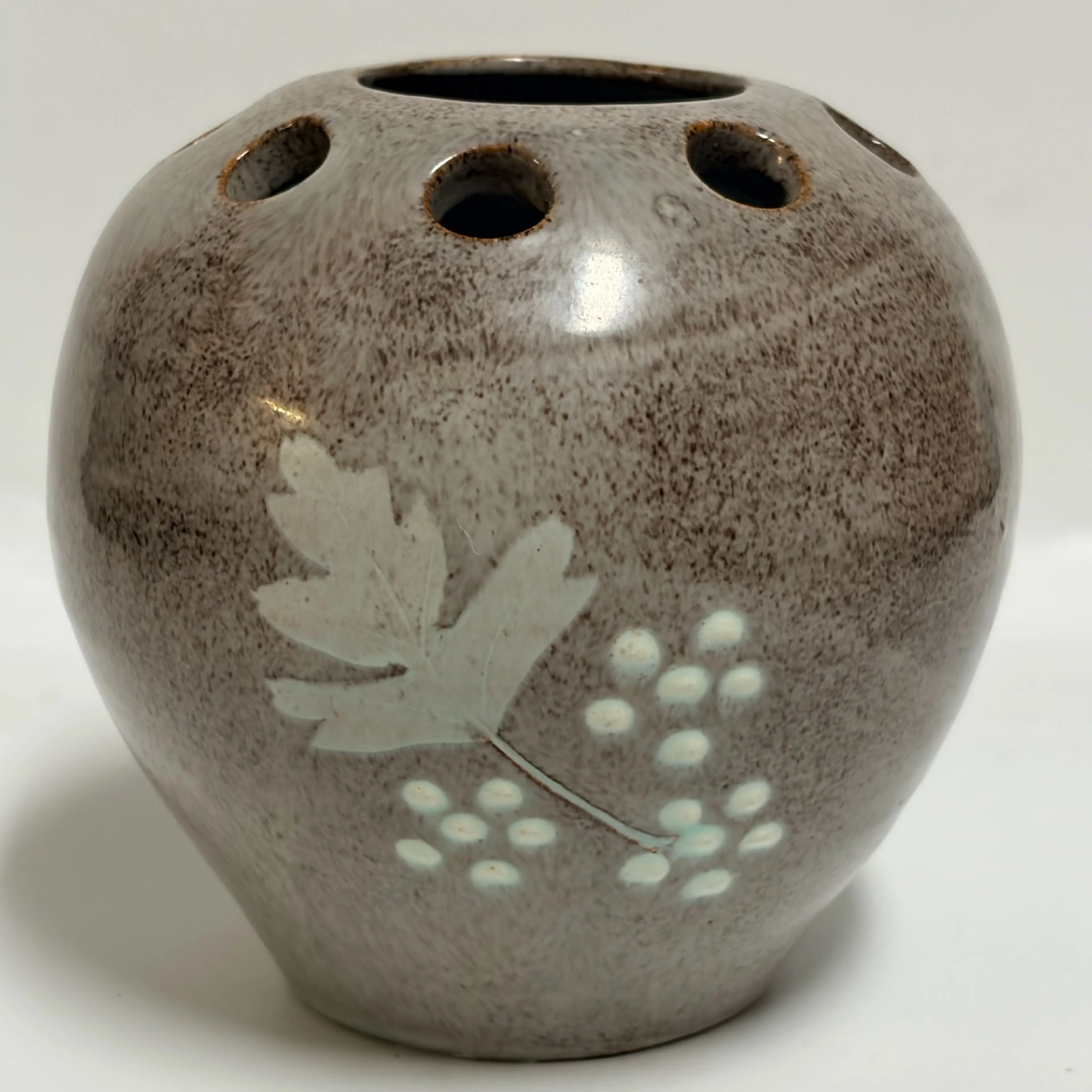 Image 3 of 7
