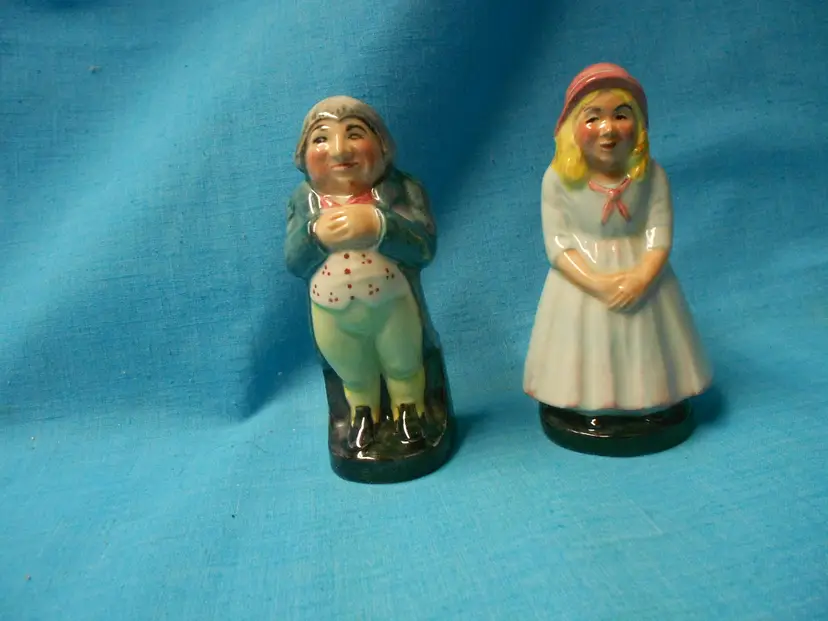 Vtg Lot/2 Artone Pottery Figurines England Charles Dickens' Mr. Pickwick & Little Neil