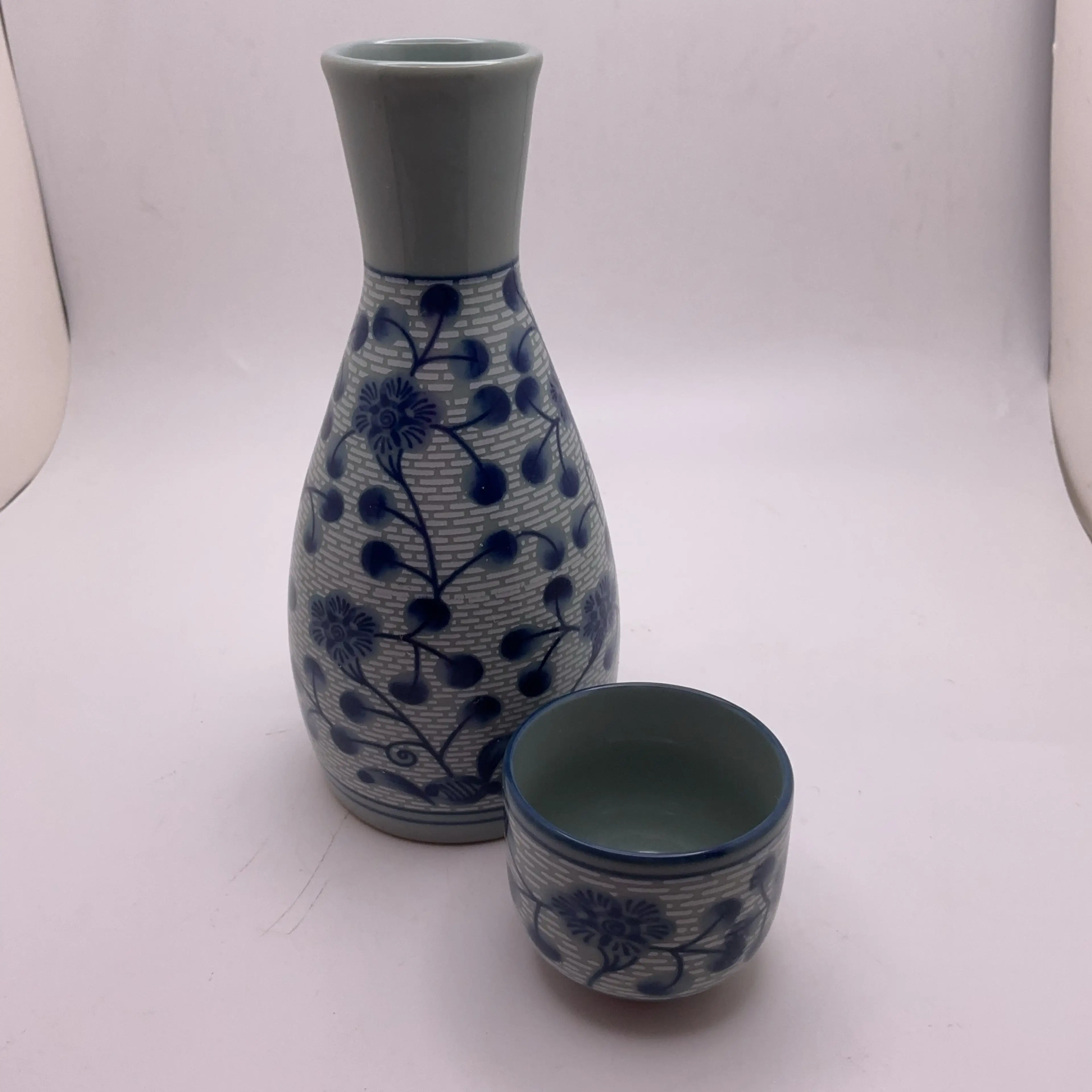 Image 2 of 4