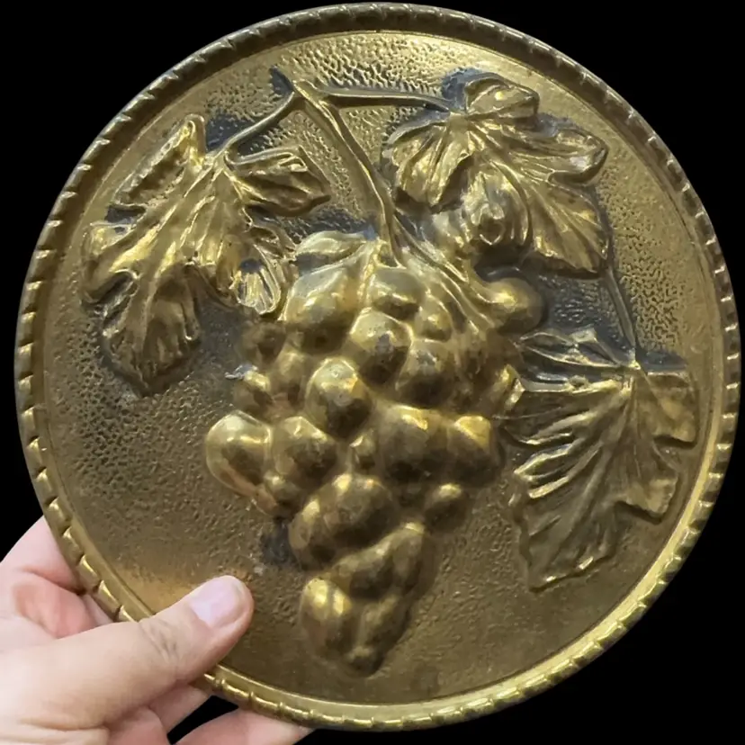 Brass Grape Wall Hanging