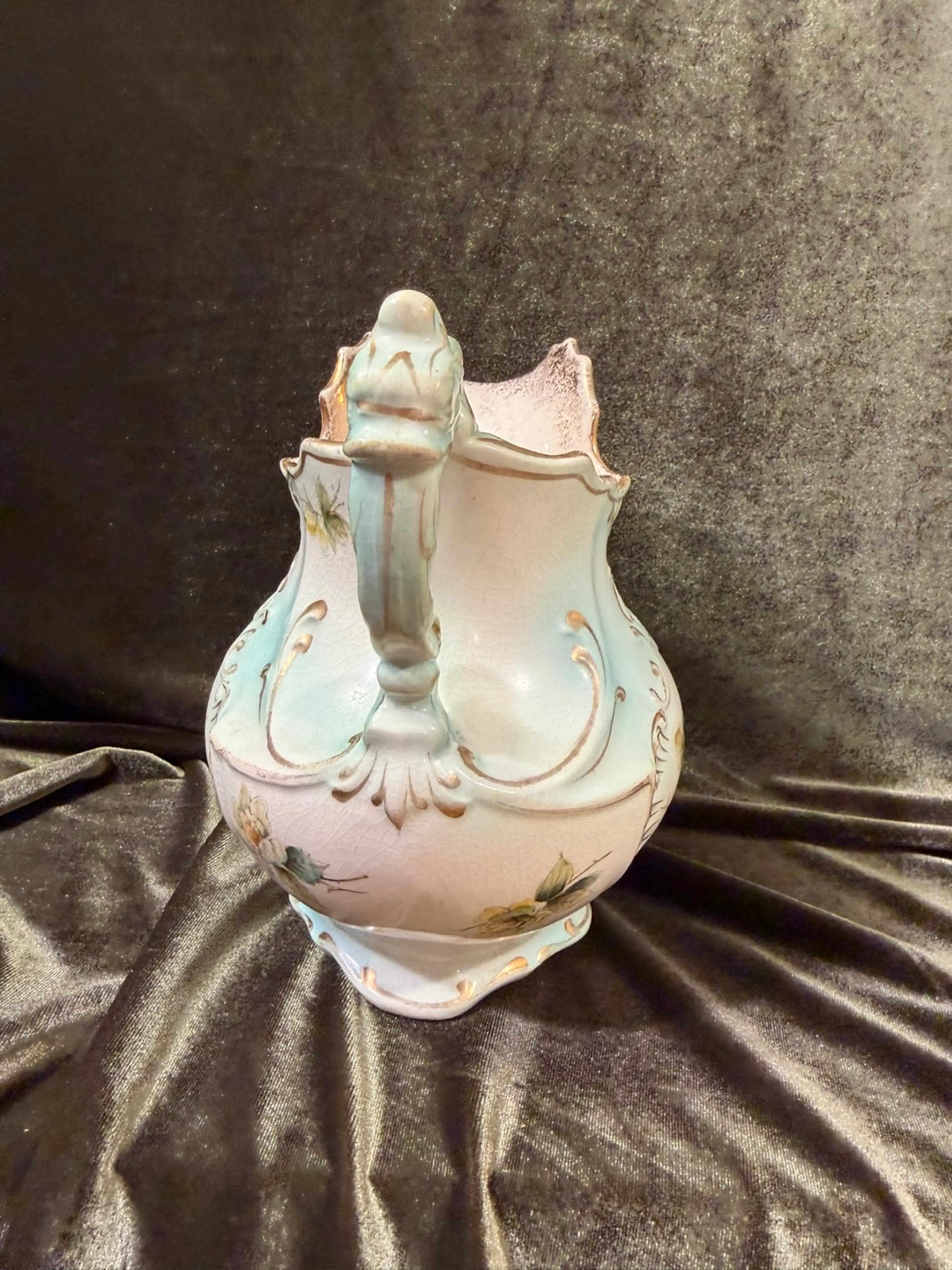 Image 4 of 9