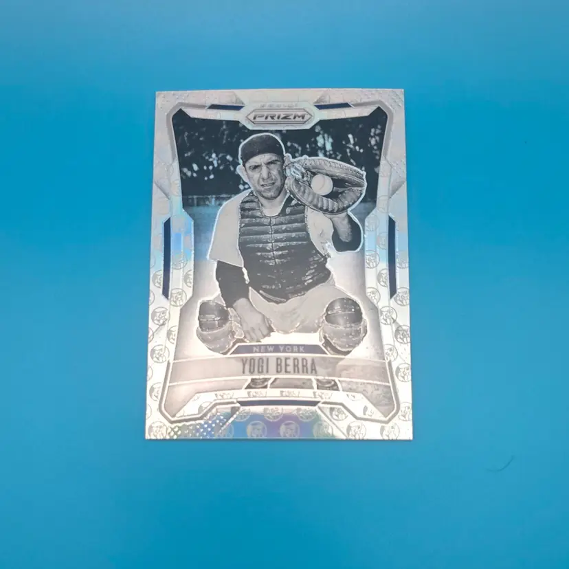 Yogi Berra 2026 Panini Prizm White Knight Prizm SSP /3 New York Yankees