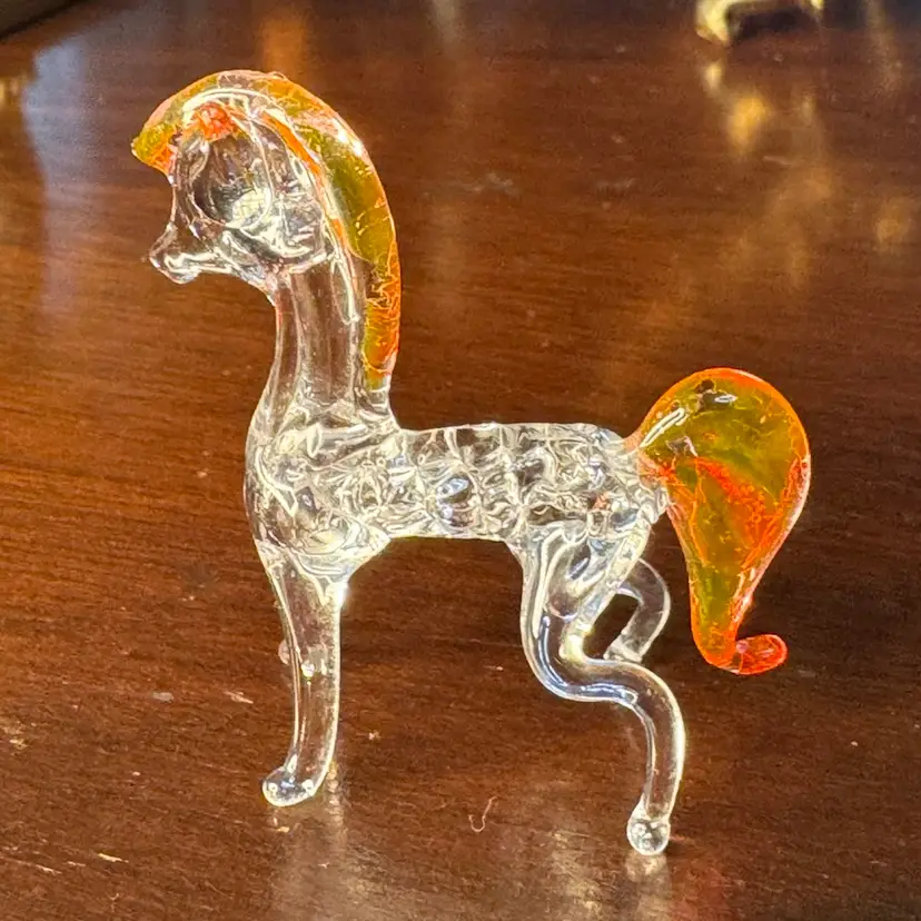 😻 Mini Art Glass Horse – Amber Mane & Tail