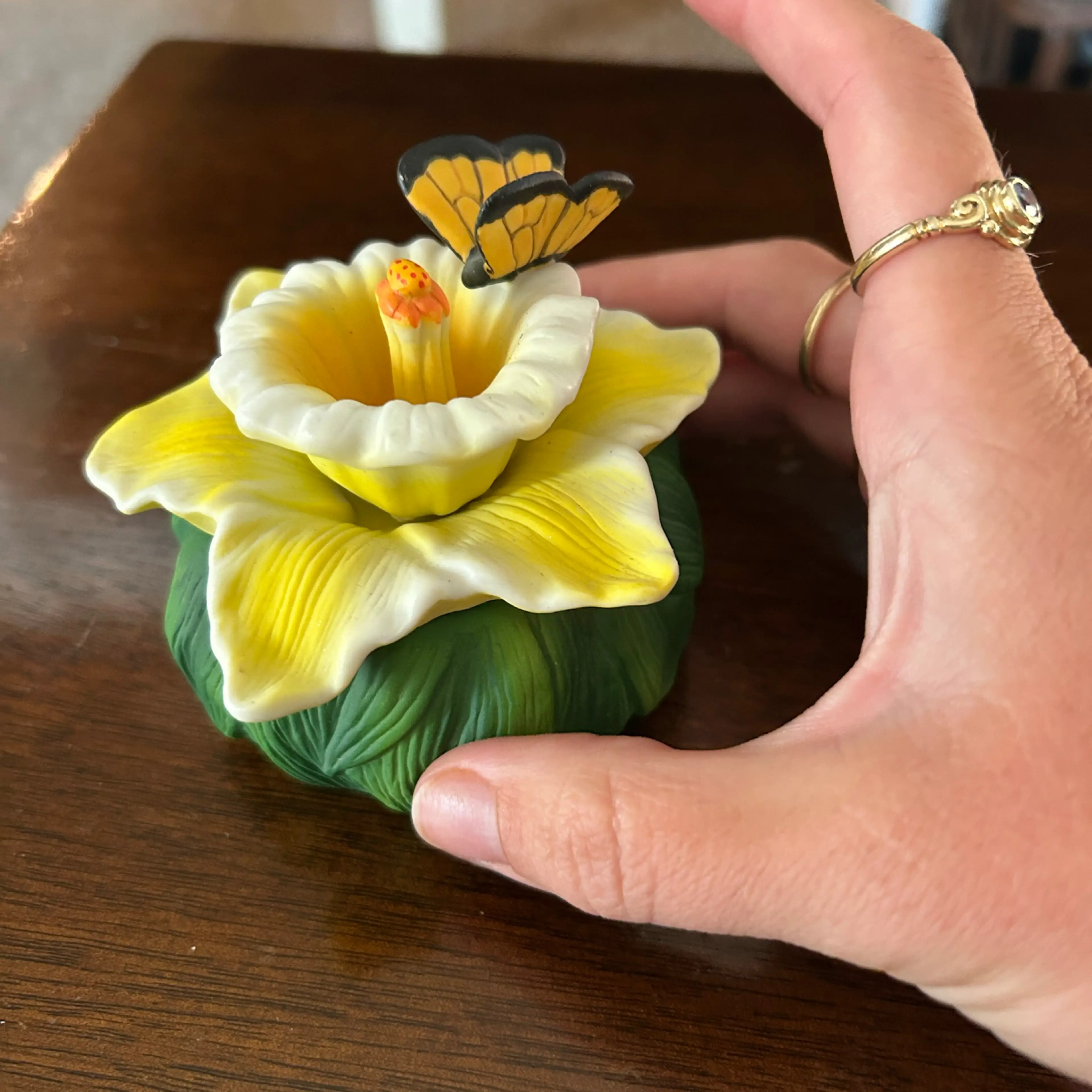 Image 3 of 5