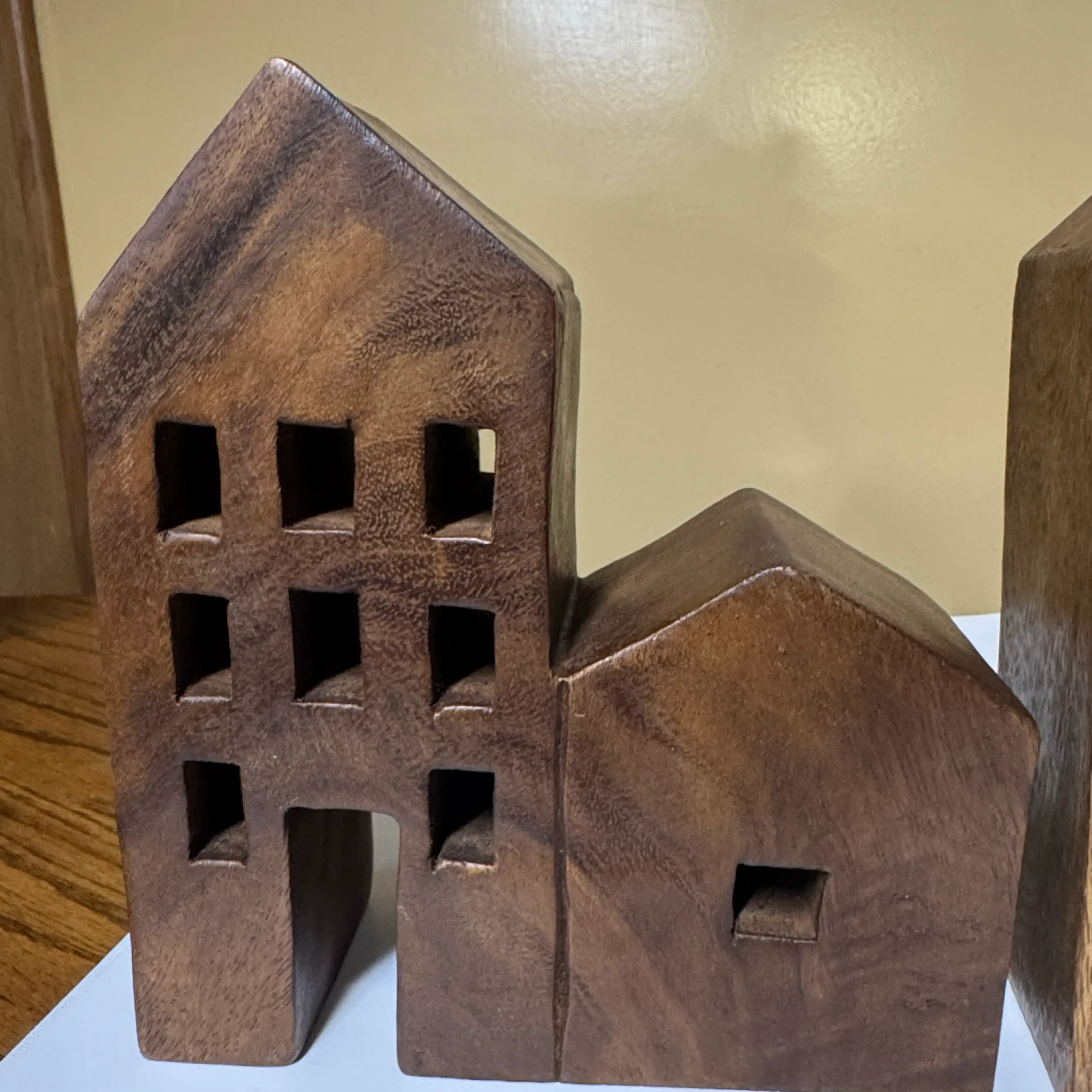 Image 3 of 8