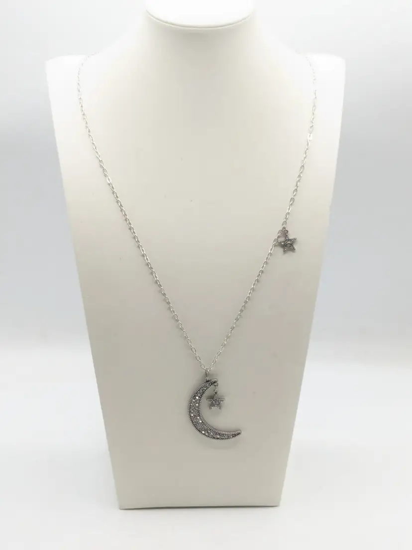 Aeropostale Bethany Mota Silver Tone Crescent Moon and Star Necklace NWT