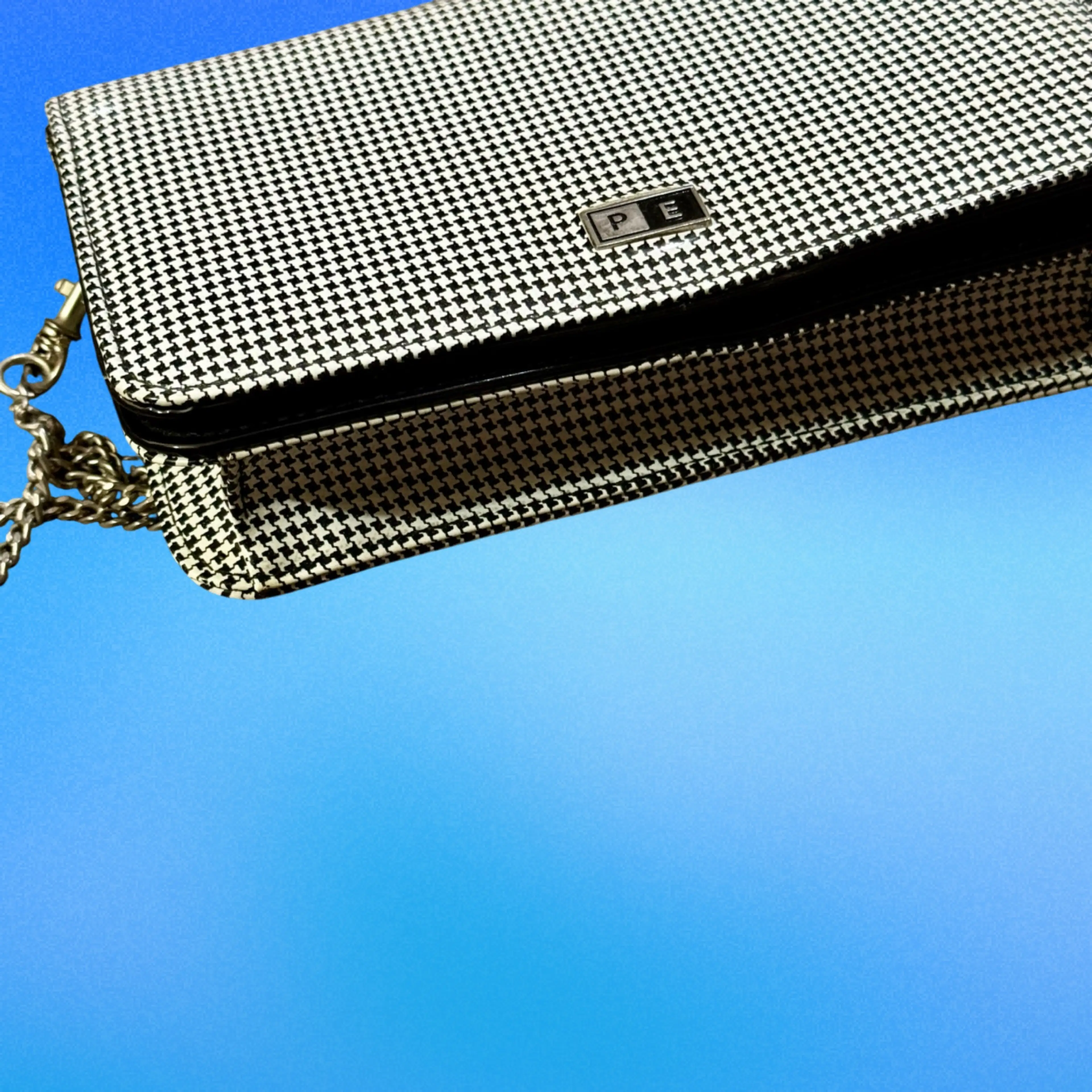 Image 2 of 13