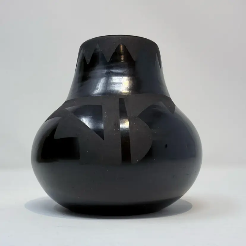 Blackware Pottery Jar Crafted By Flora And Glenda Naranjo