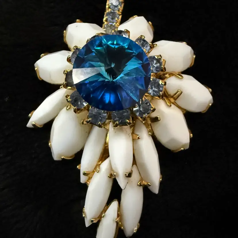 Vintage Julianna Milk Glass Blue Gemstone Brooch